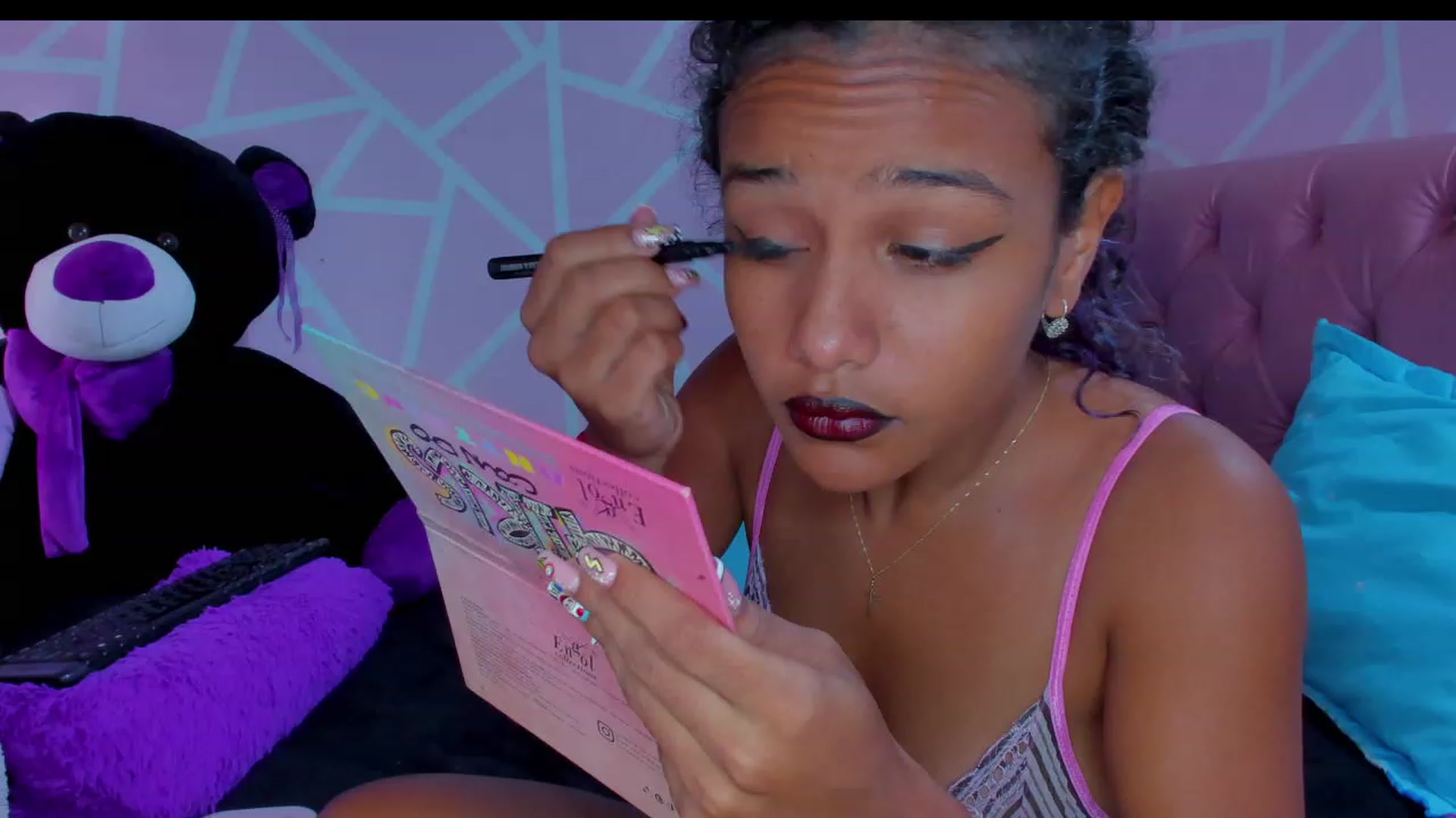 Violet_Fit video thumbnail