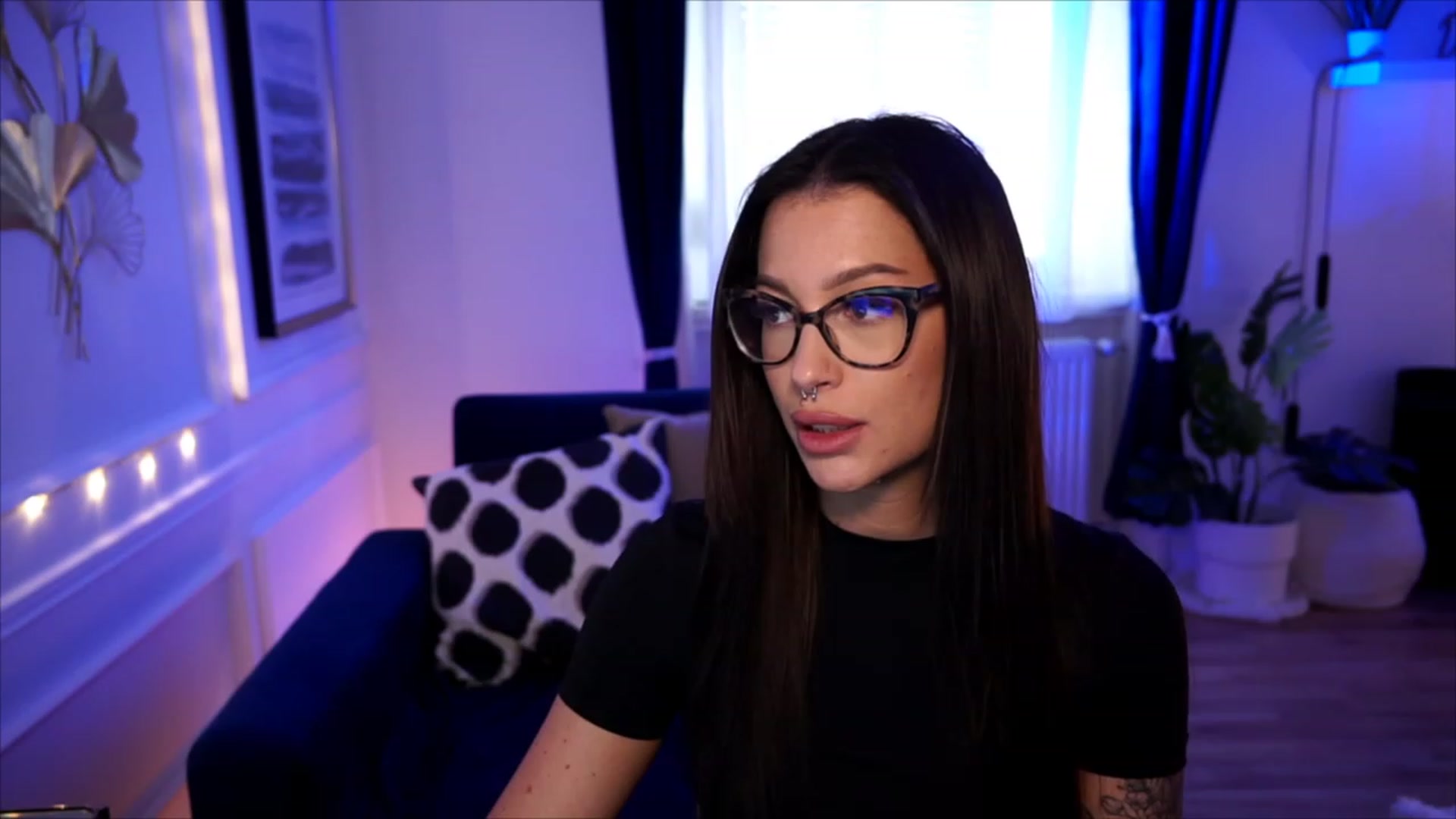 blueexstacey video thumbnail