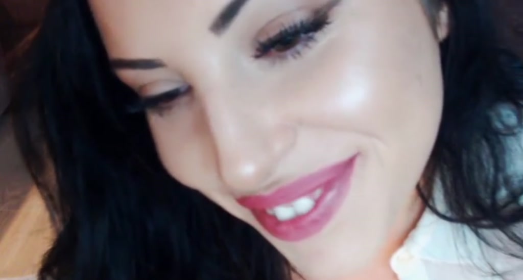 aLeDoll video thumbnail