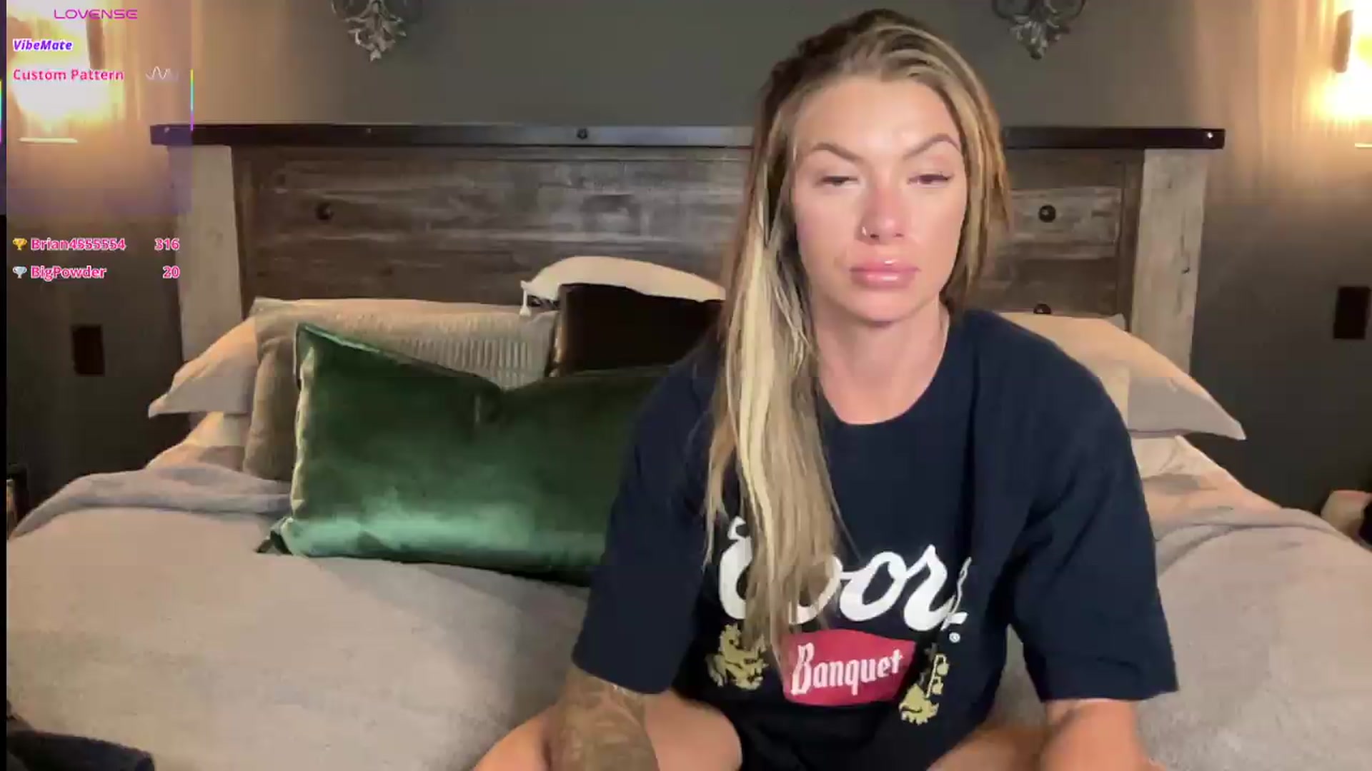 velvethoneyXo video thumbnail