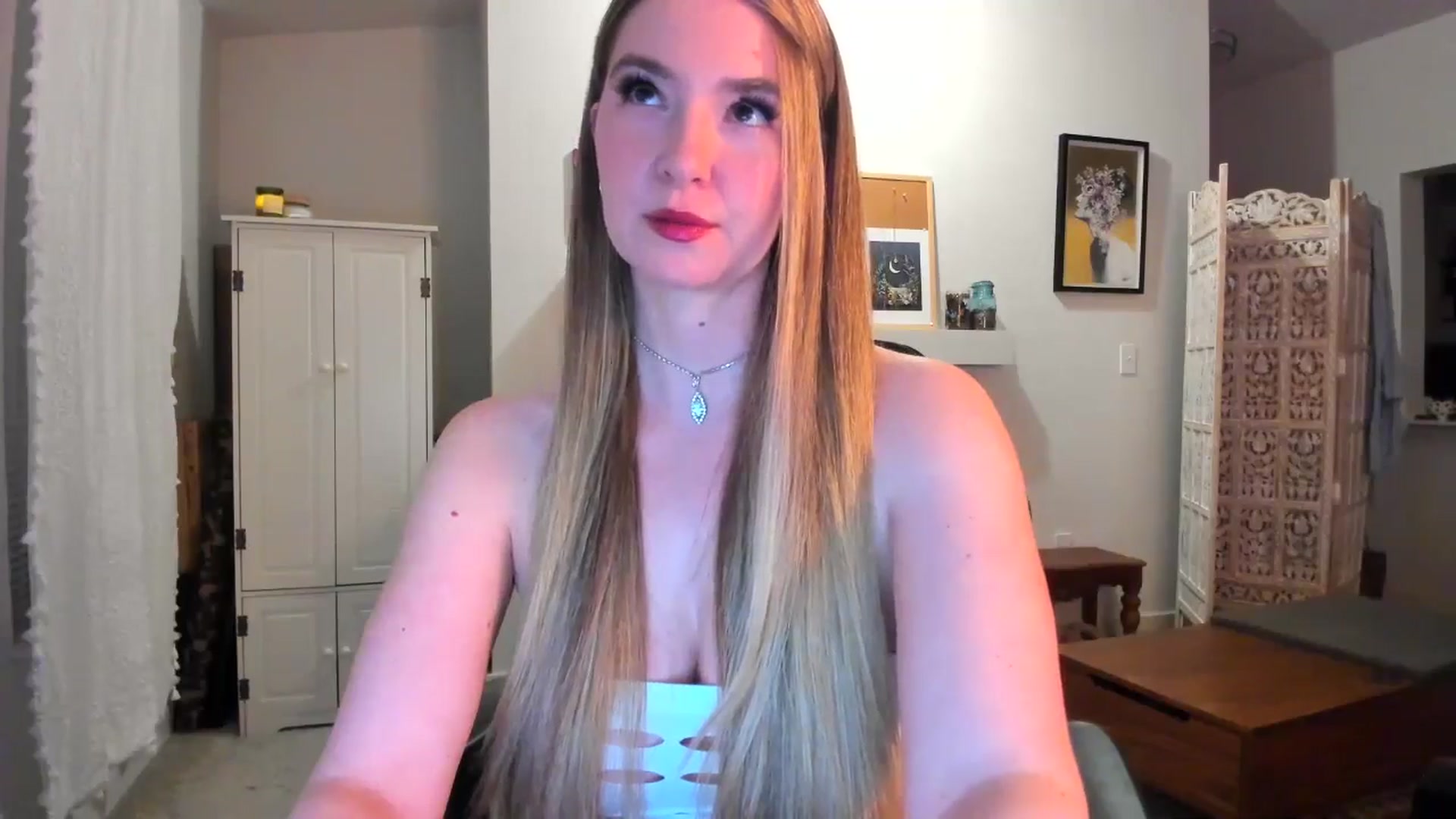 JinnaWhite video thumbnail