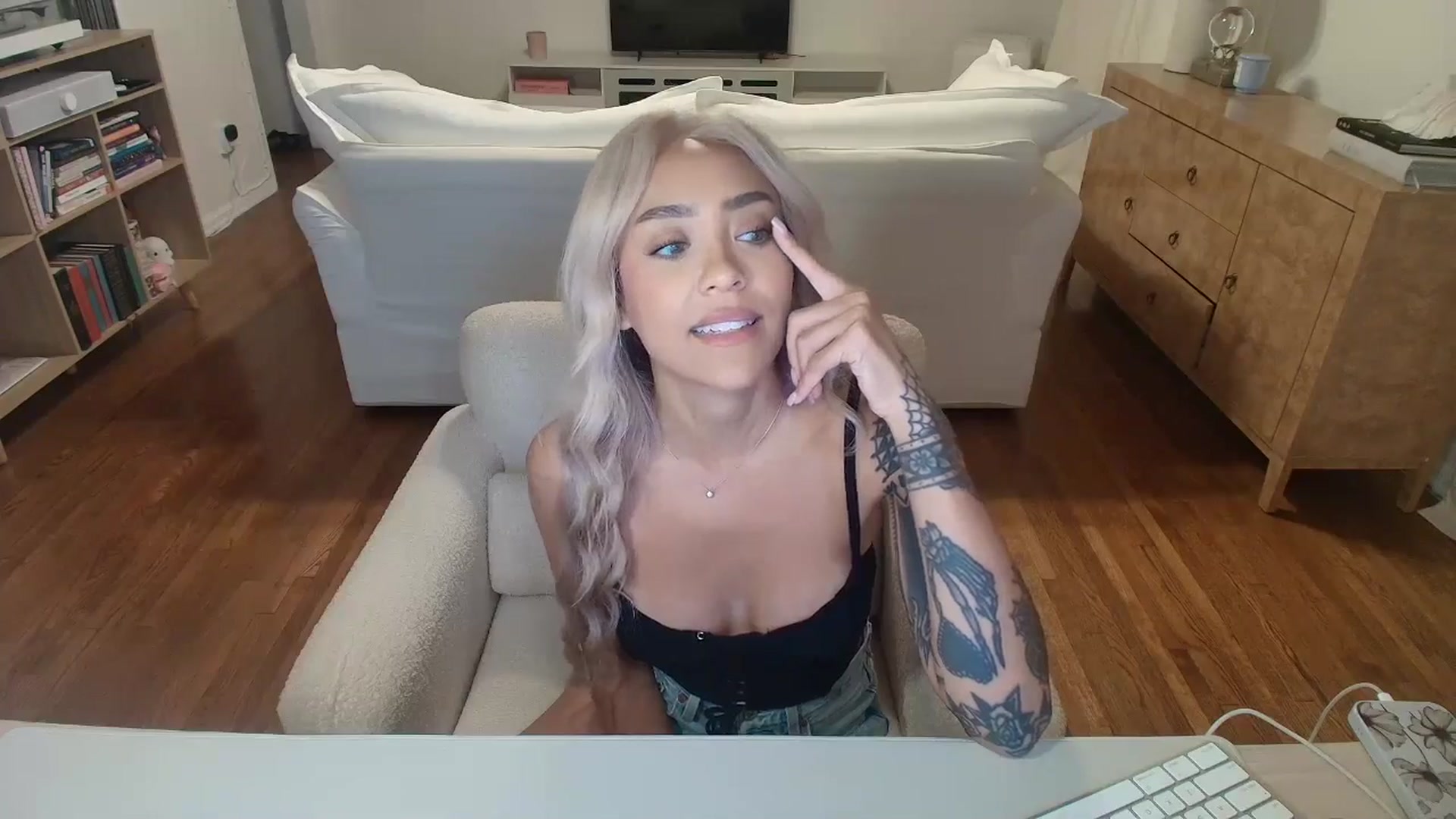rosiewestttt video thumbnail