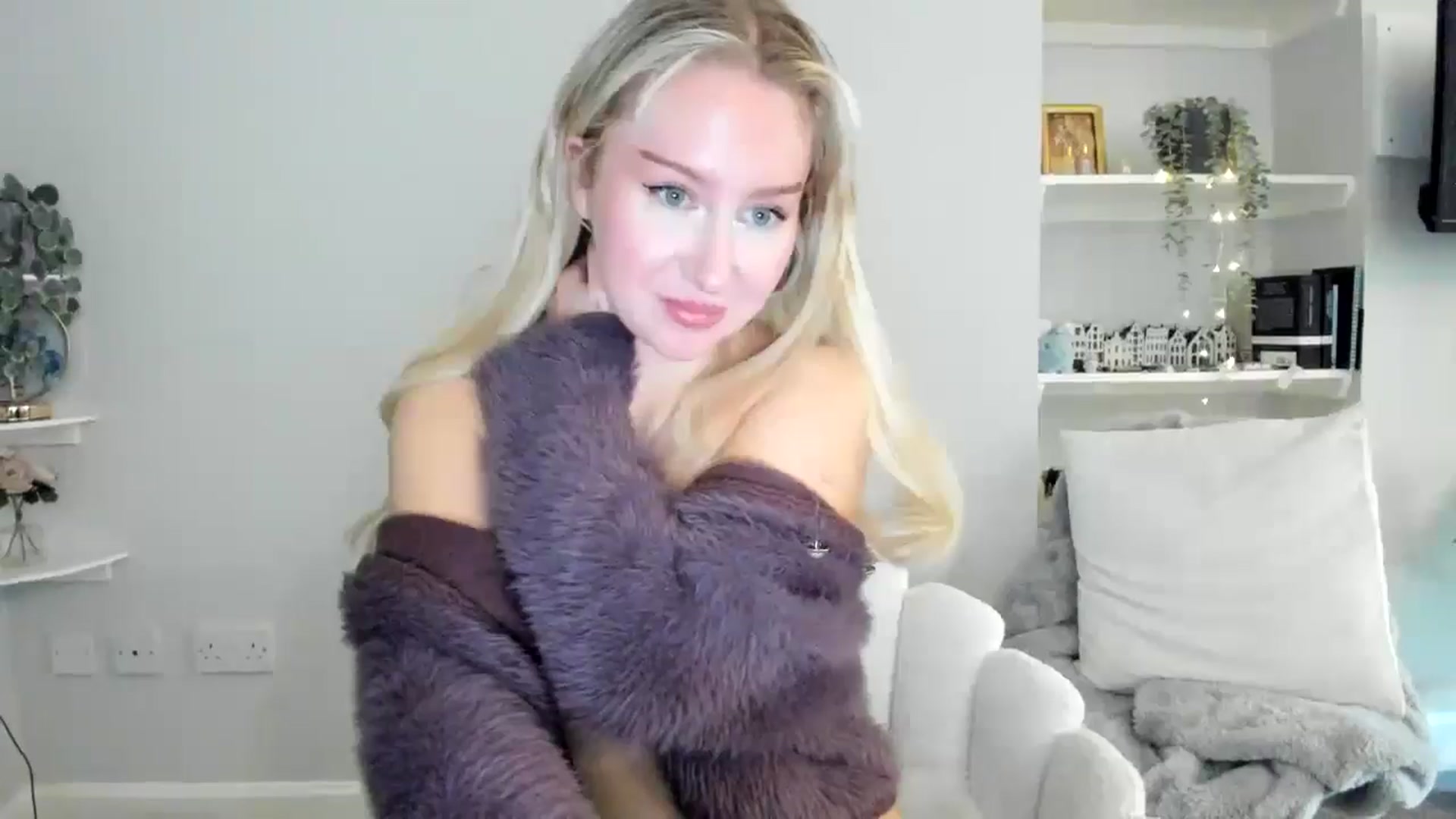 British_Cutie video thumbnail