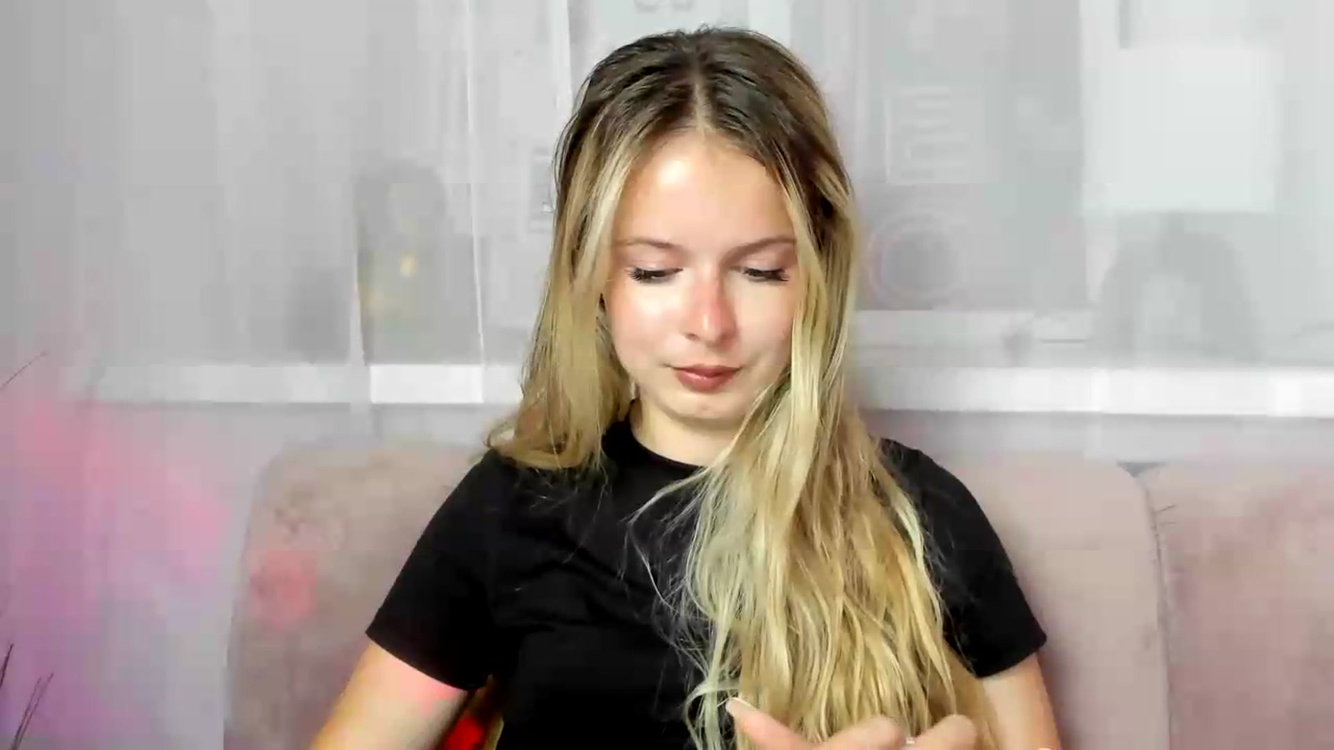 EveliBloo video thumbnail
