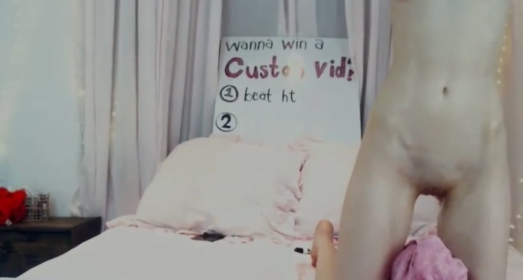 MinaHarvie video thumbnail