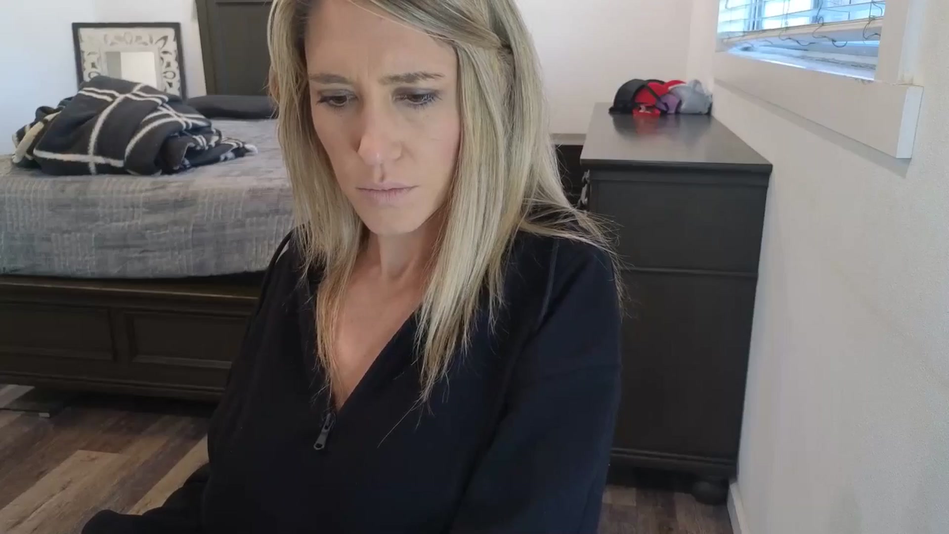 blond_milf video thumbnail