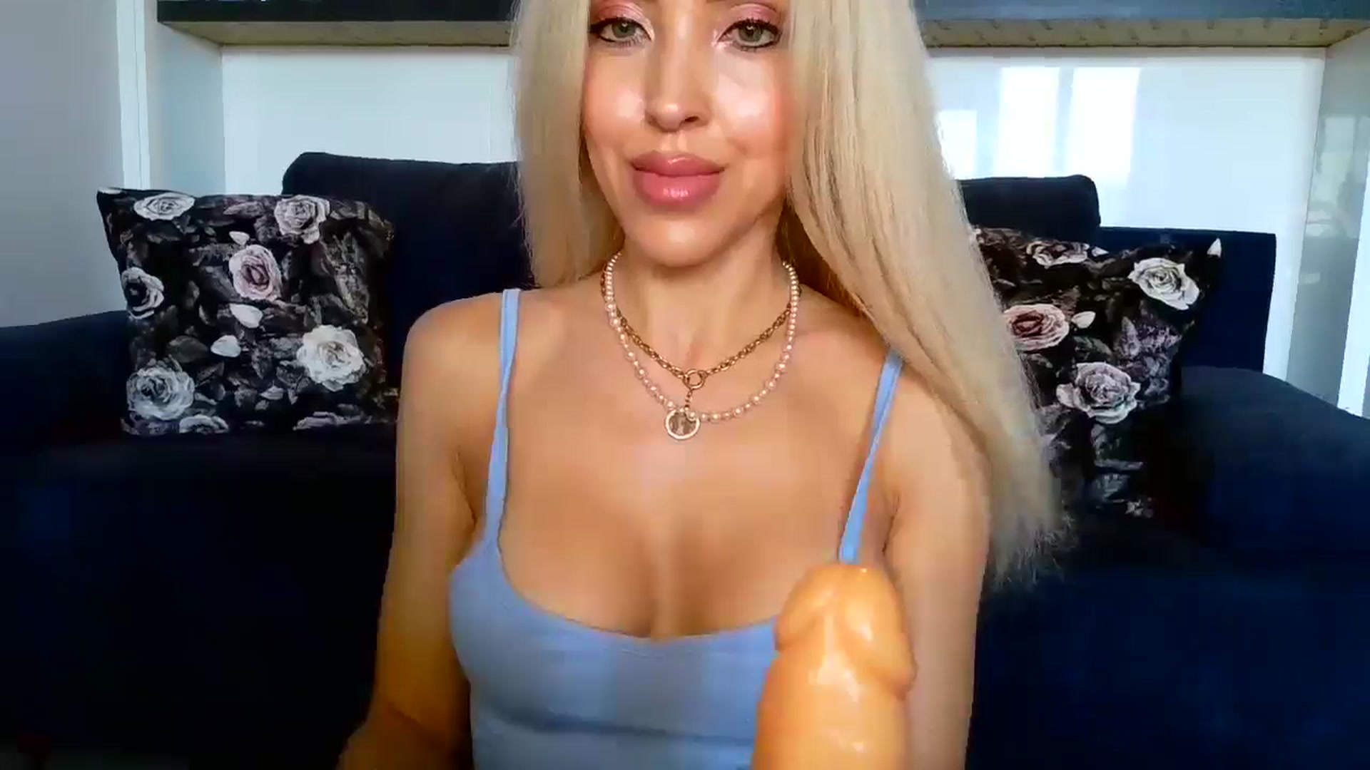Sexyblondi video thumbnail