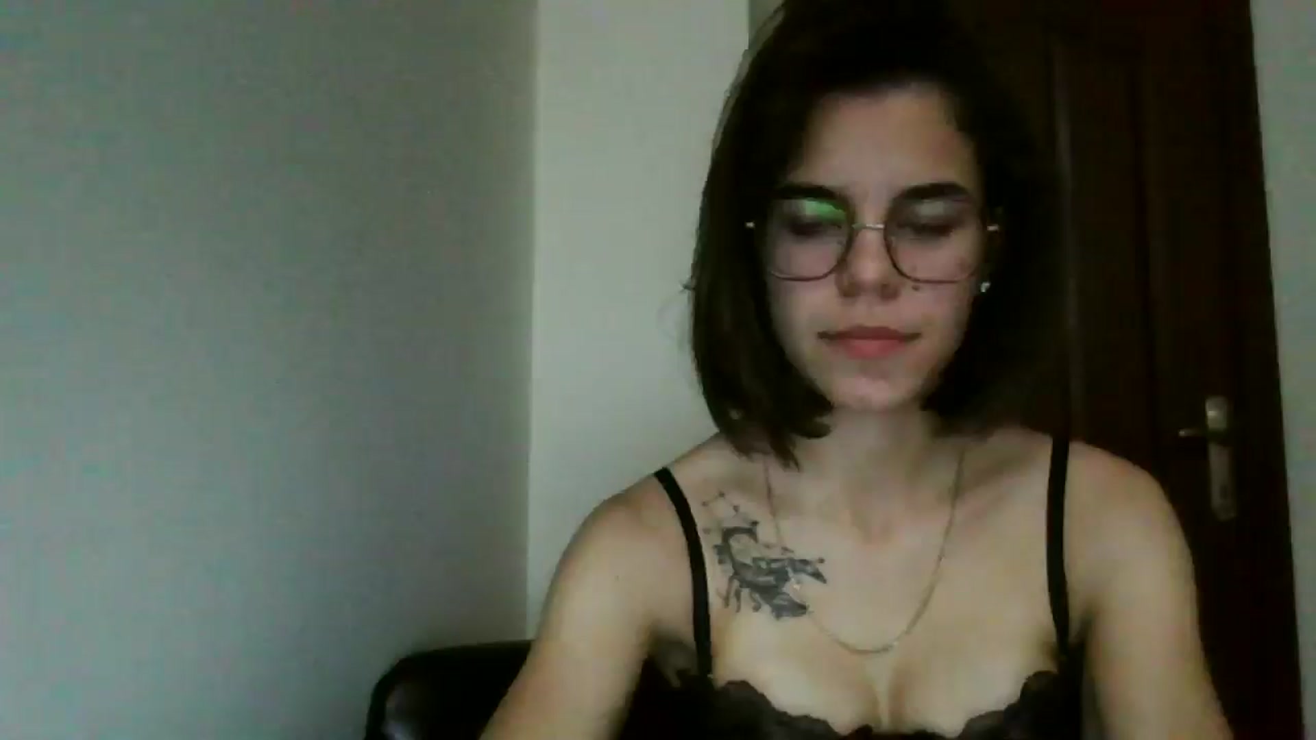 EmilyWills video thumbnail