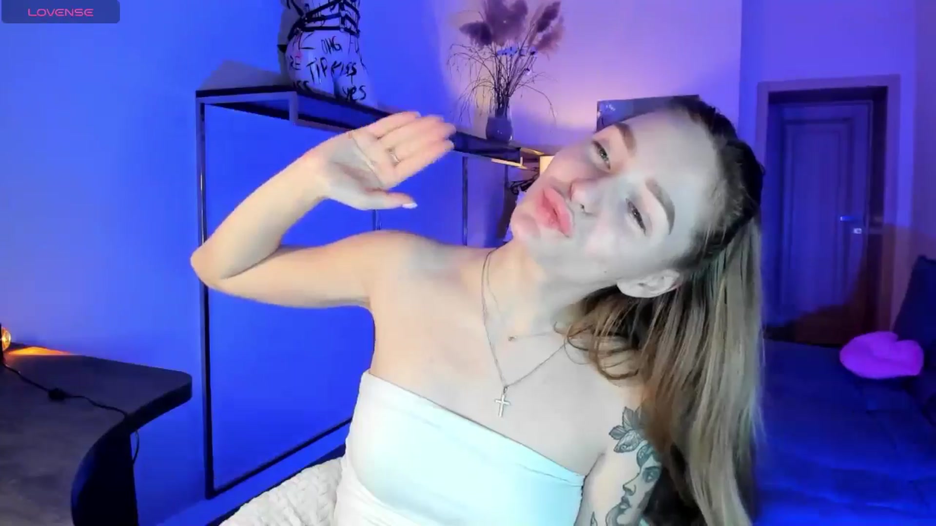 Miliain video thumbnail