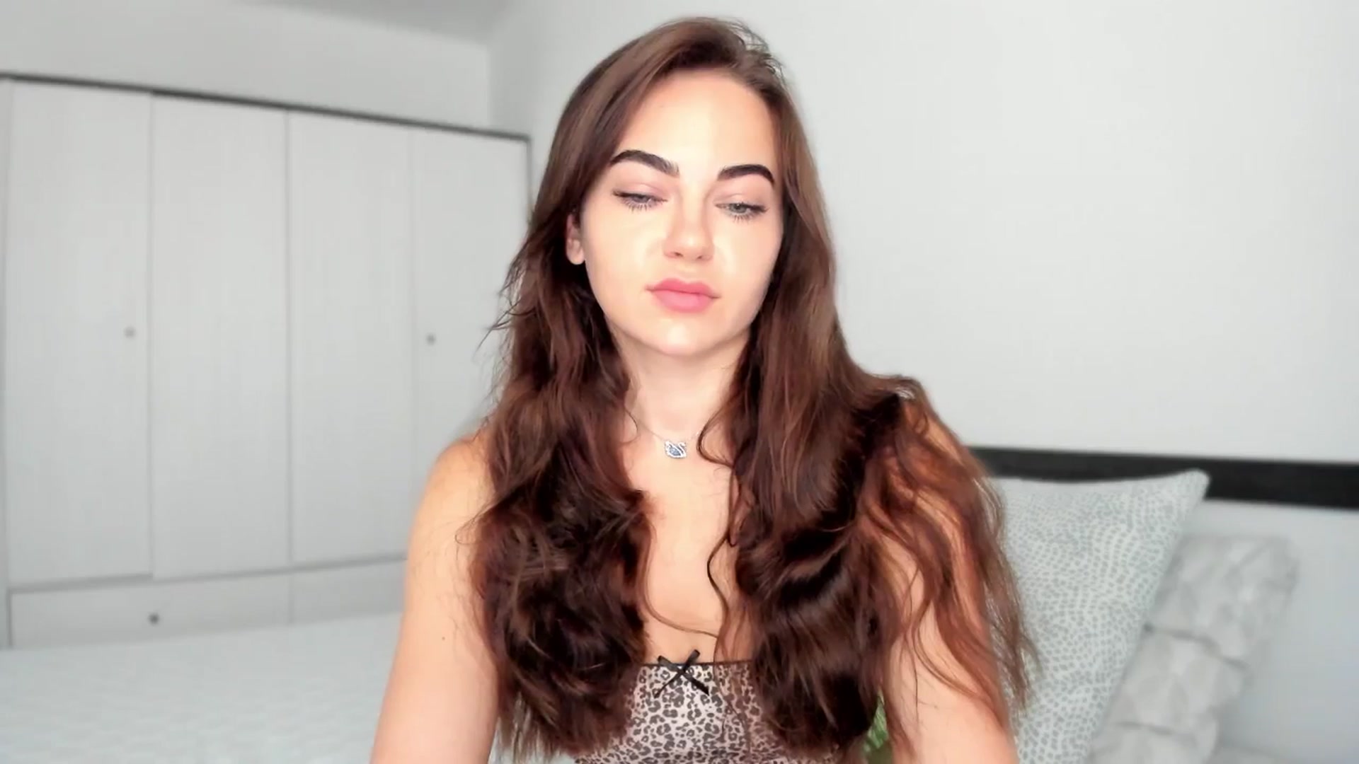 BeeTheQueen video thumbnail