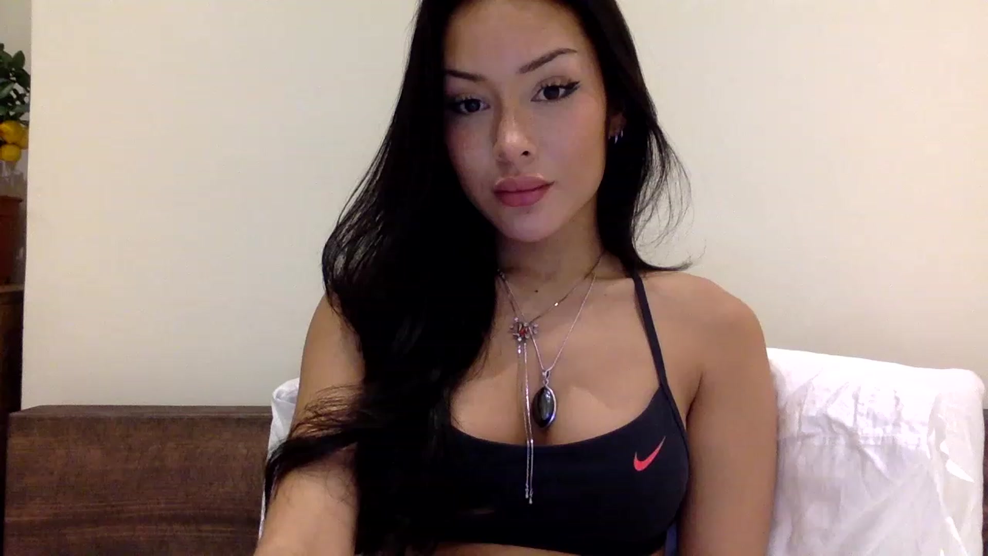 Miss_emiko video thumbnail