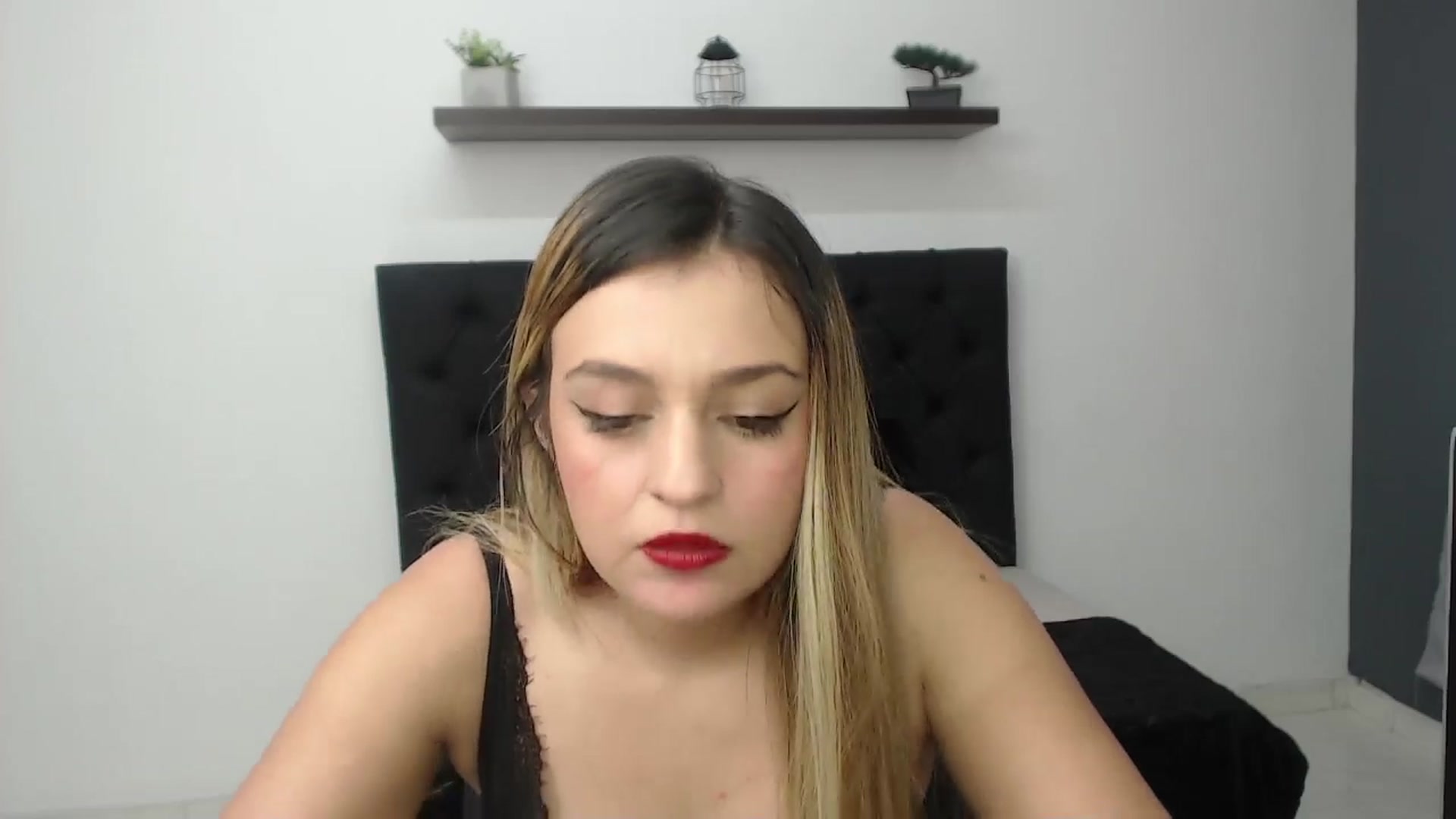 CamilleDucan video thumbnail