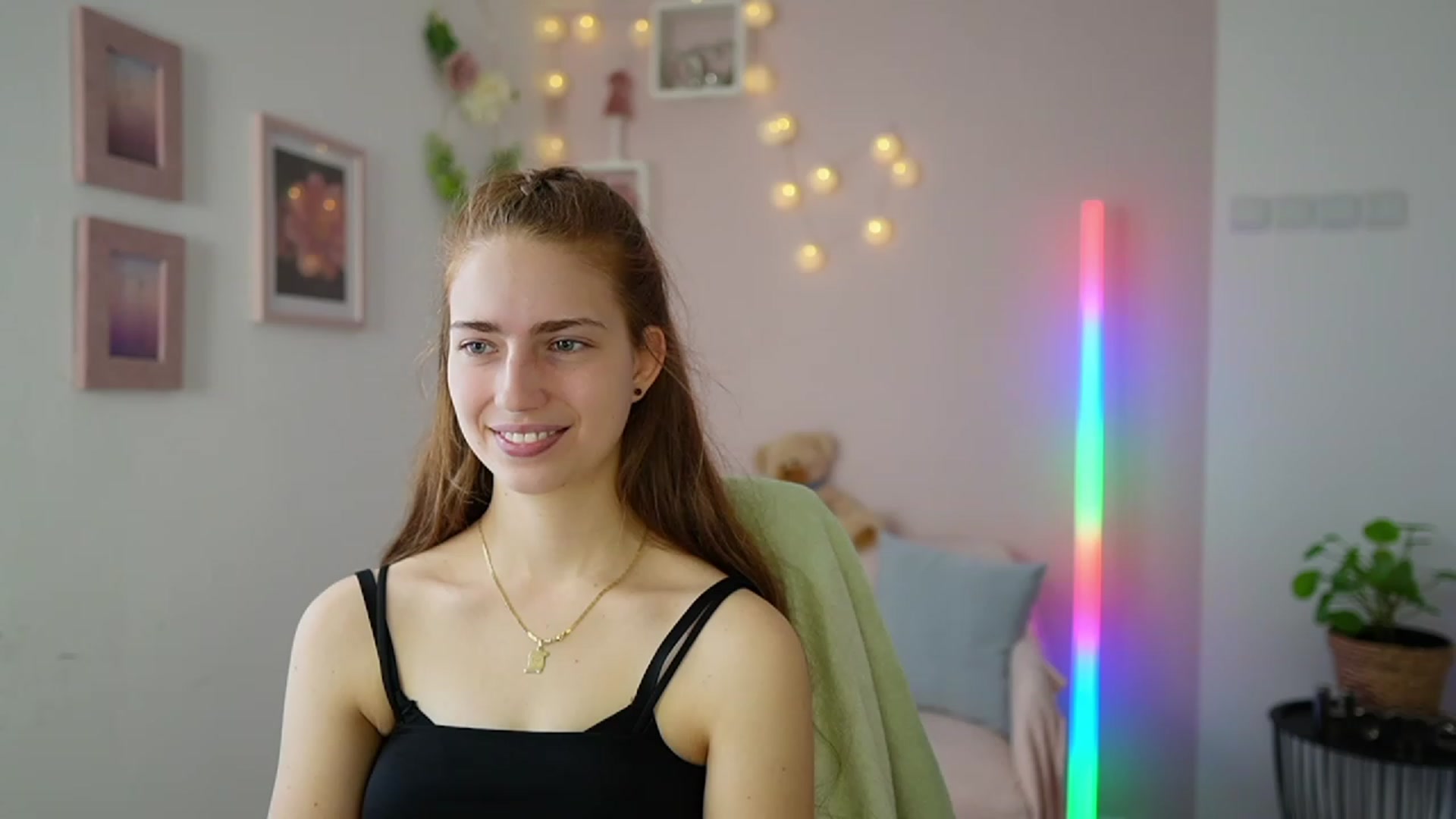 Naomi_Woods18 video thumbnail