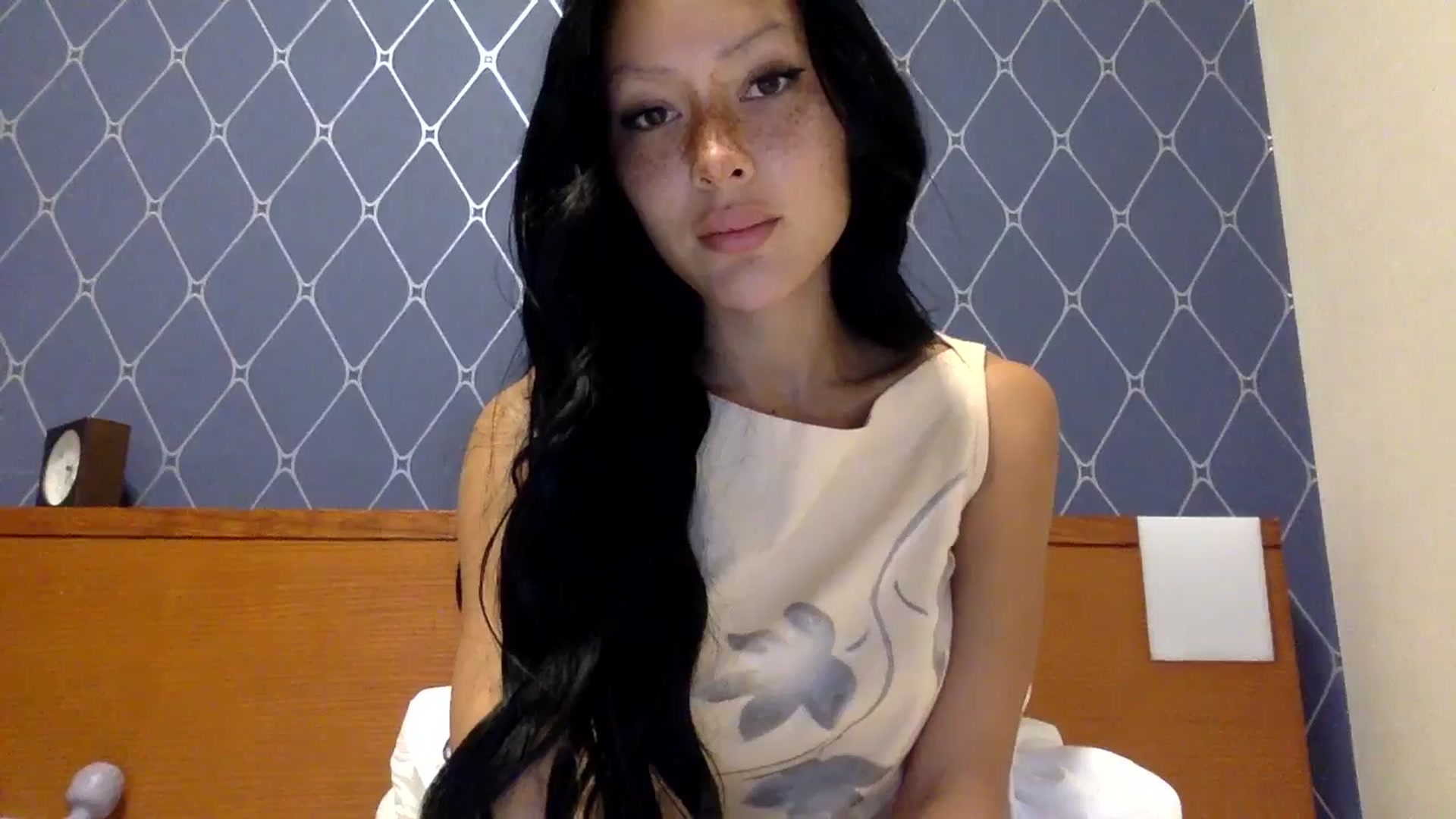 Miss_emiko video thumbnail