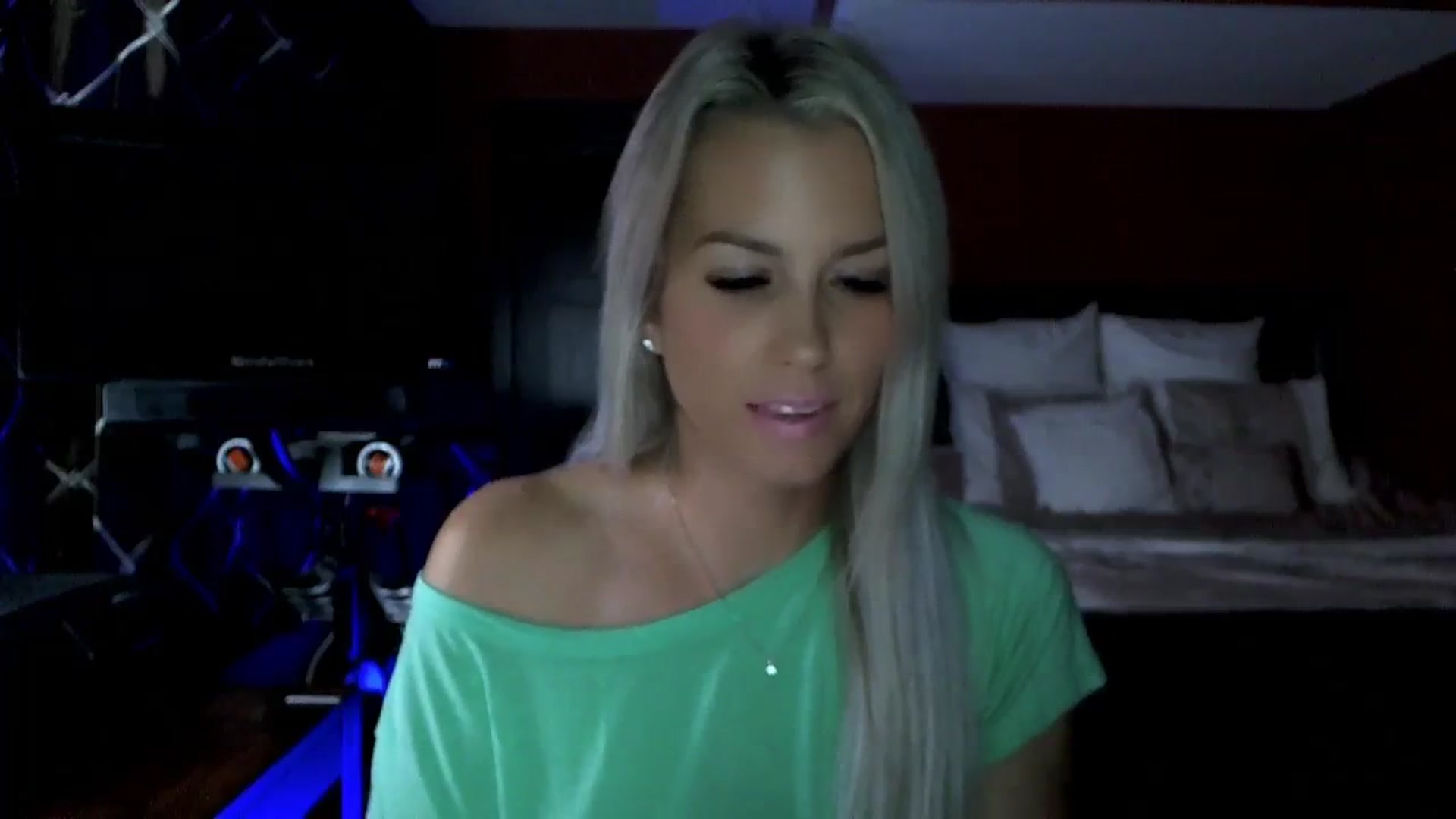 Cora9 video thumbnail