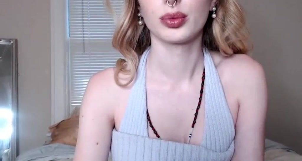 summereloise video thumbnail