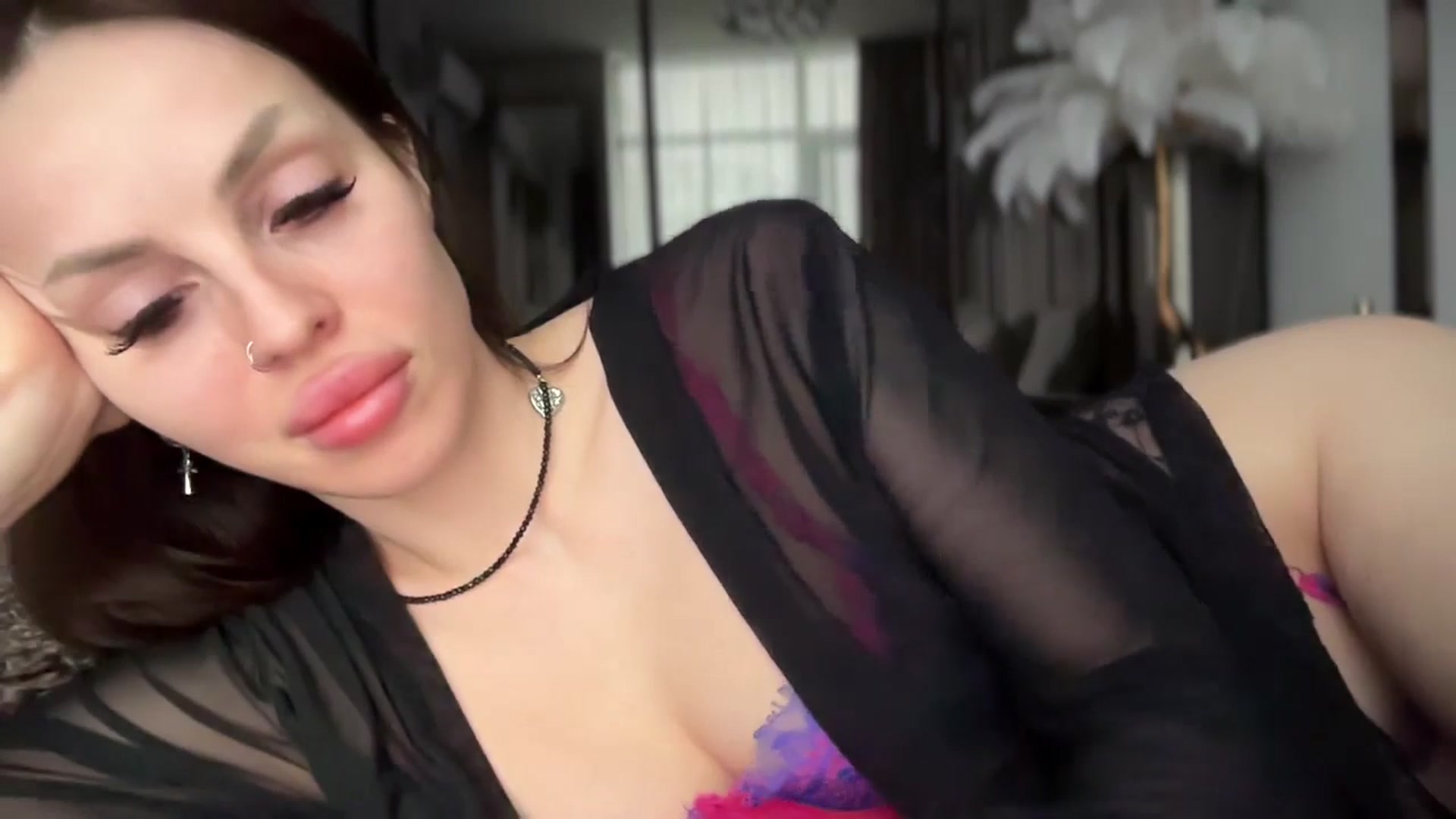 UGLYGIRL_ video thumbnail