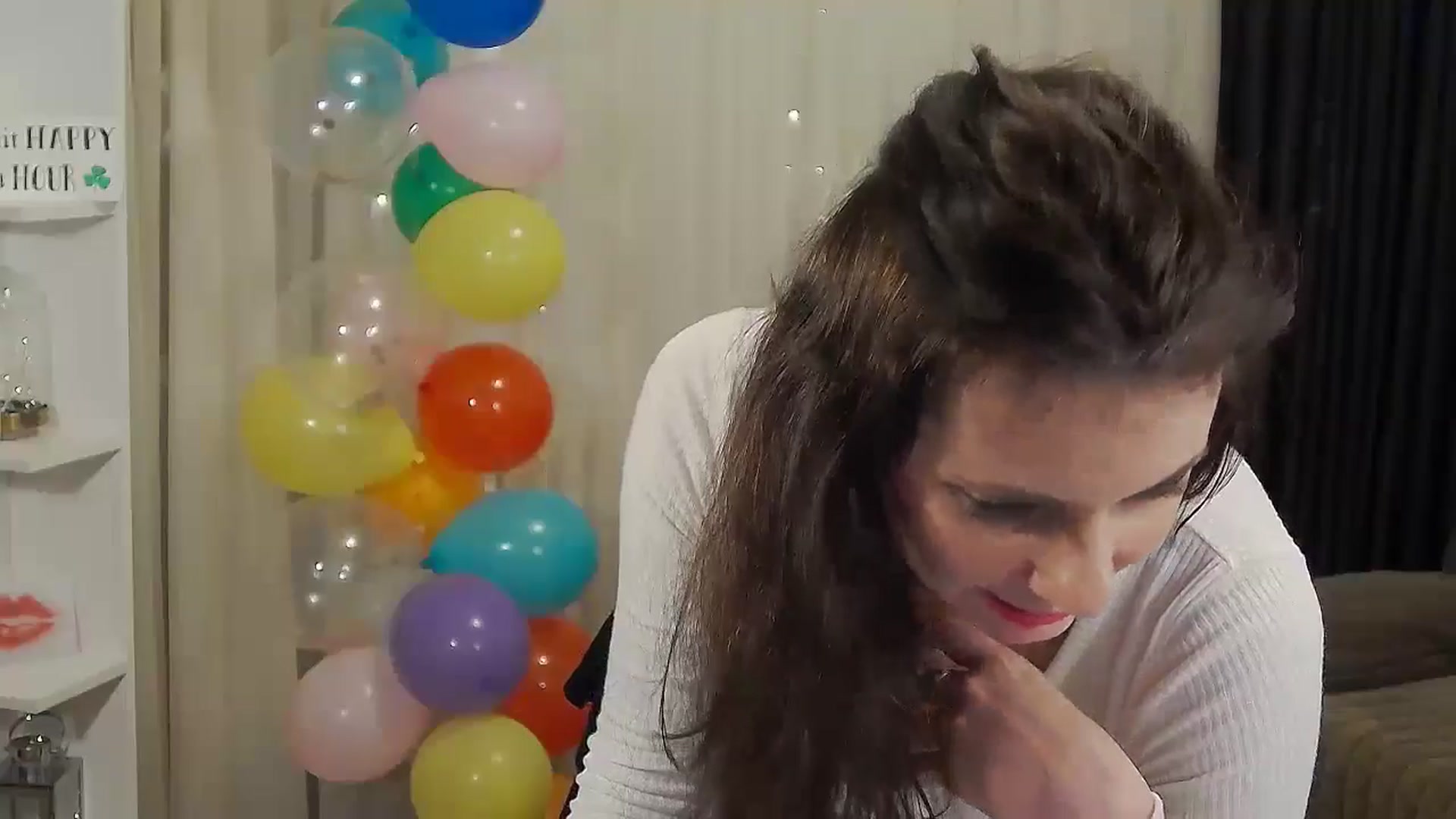 MissAracely video thumbnail