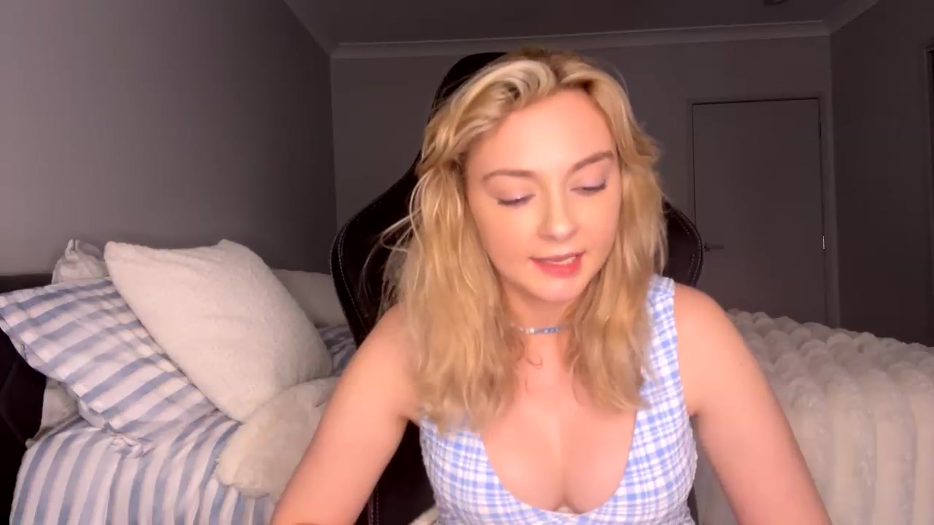 Lotttiee video thumbnail