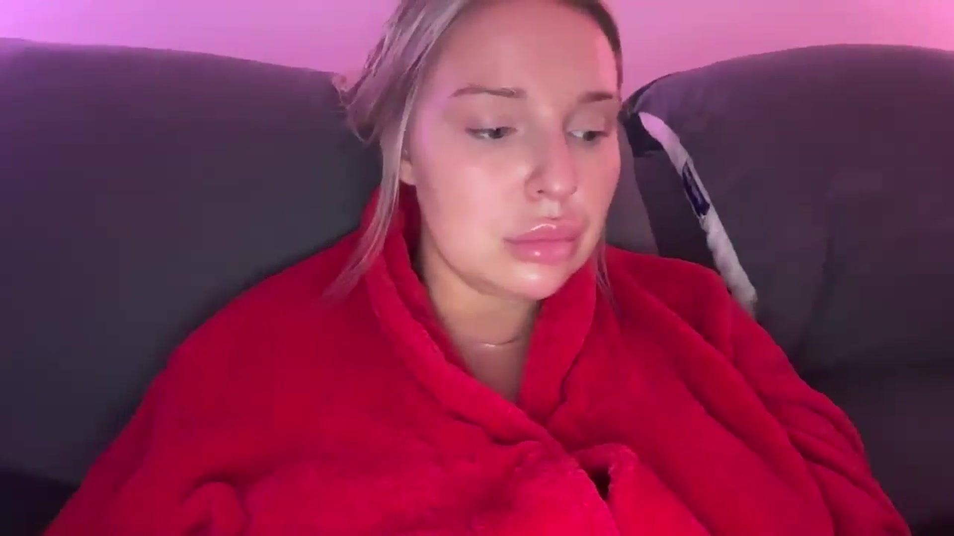 KissMyTitsPls video thumbnail
