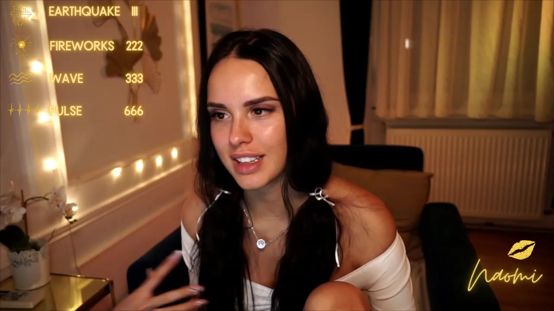 cinnabellee video thumbnail