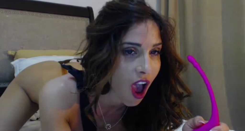 CuteHerminie video thumbnail