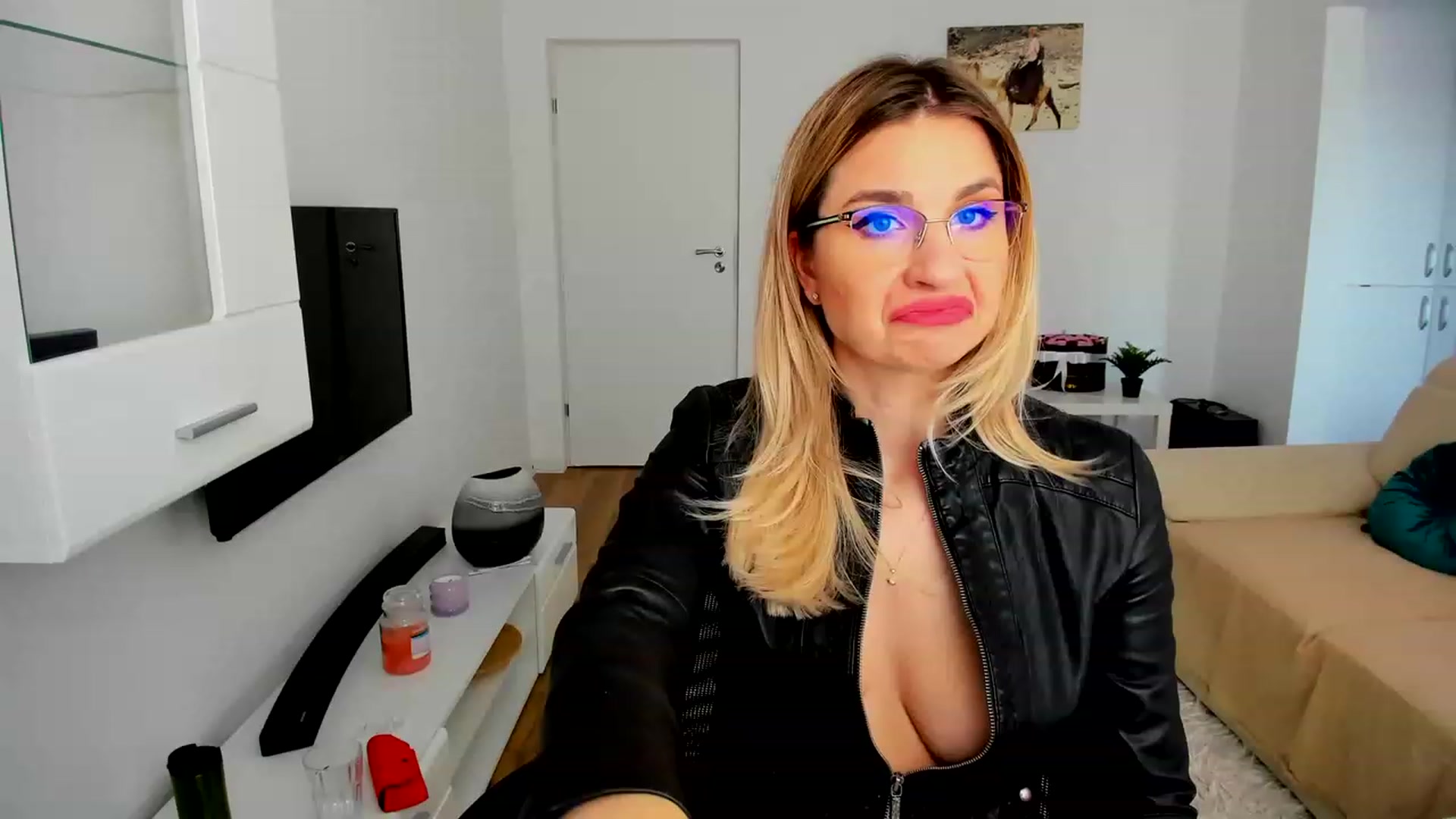 AlyMiss video thumbnail