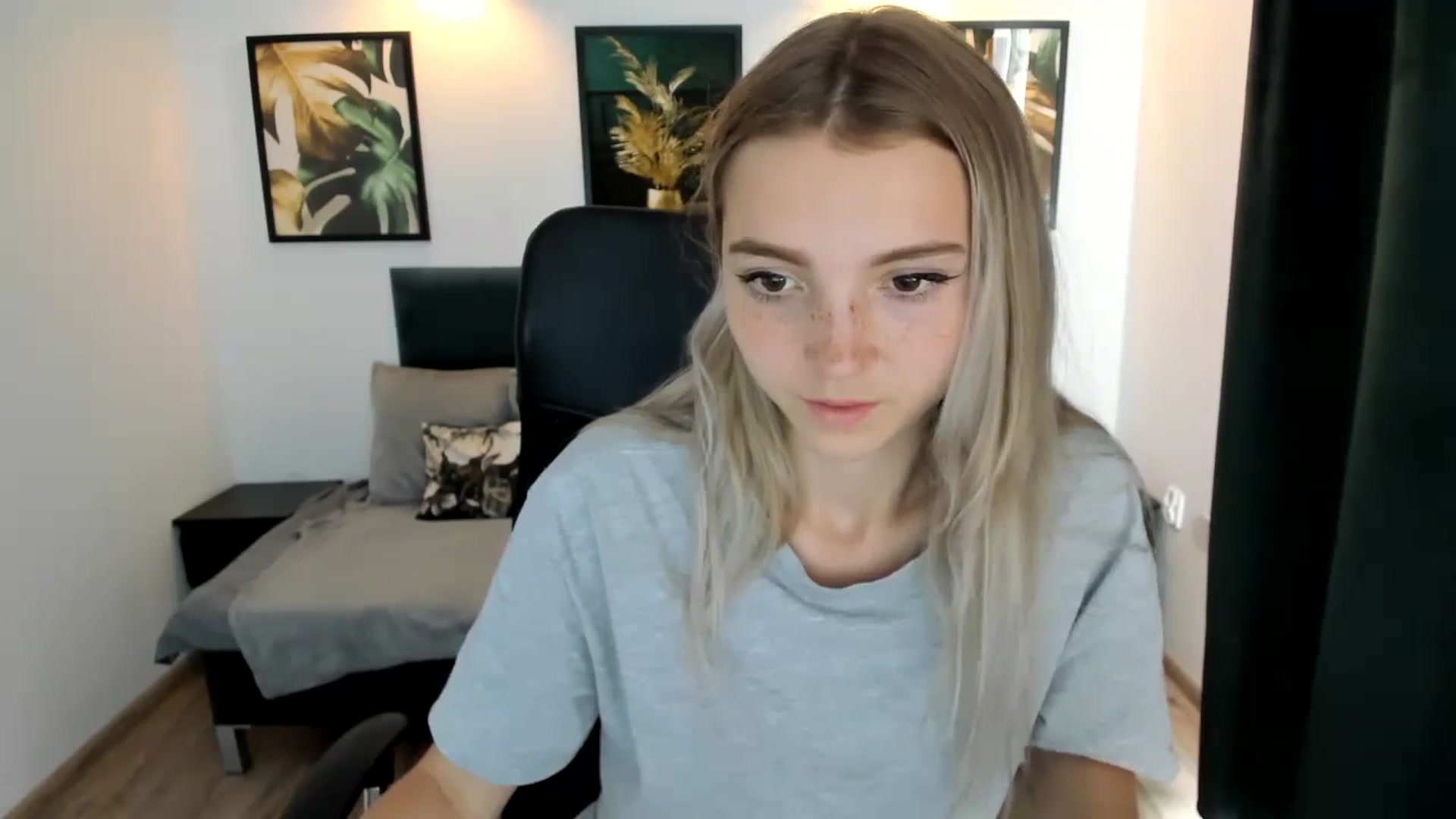 Daisyy video thumbnail