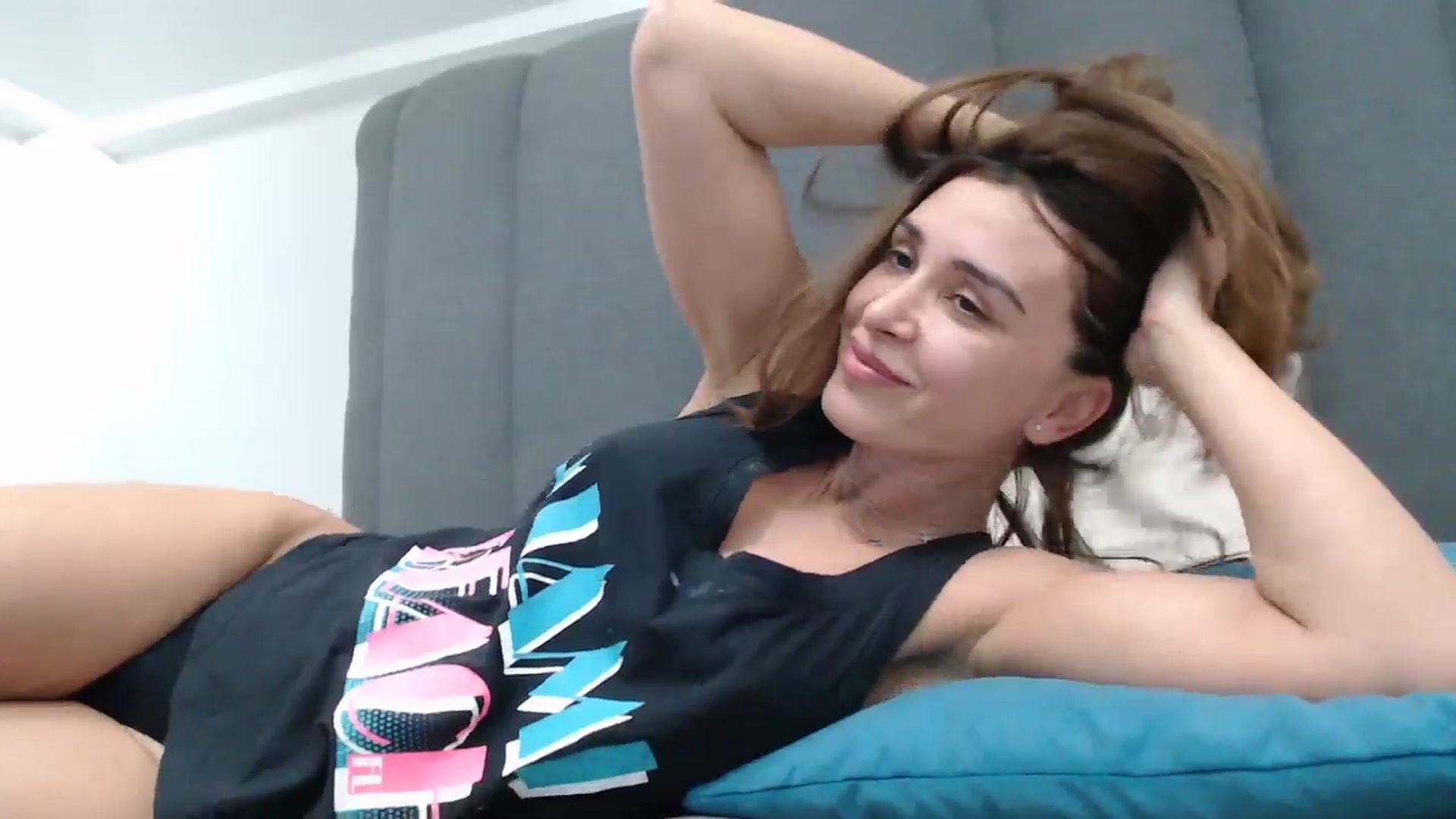 NormalGirl video thumbnail