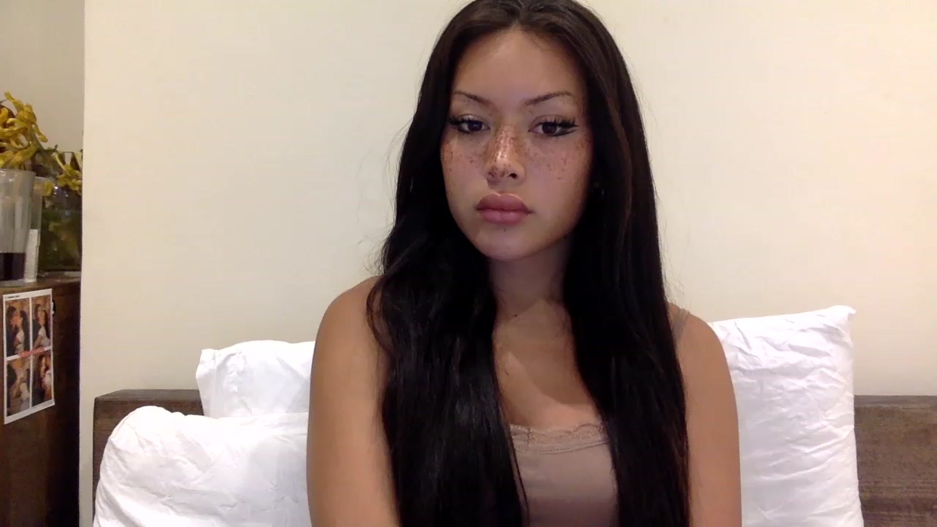 Miss_emiko video thumbnail
