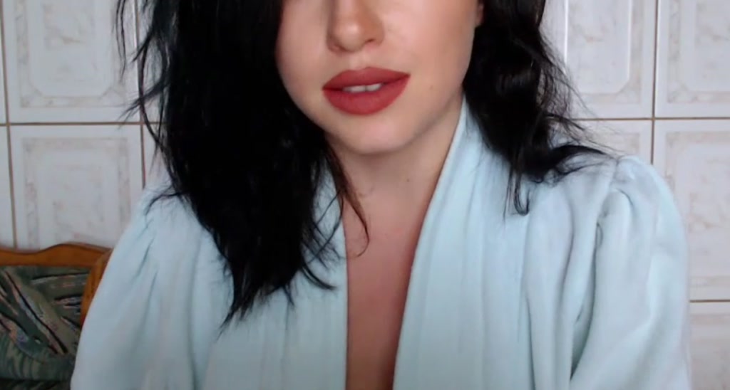 aLeDoll video thumbnail