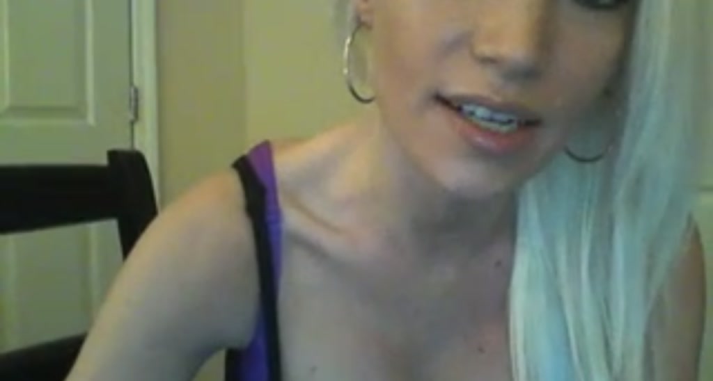Lovely_Blondy video thumbnail