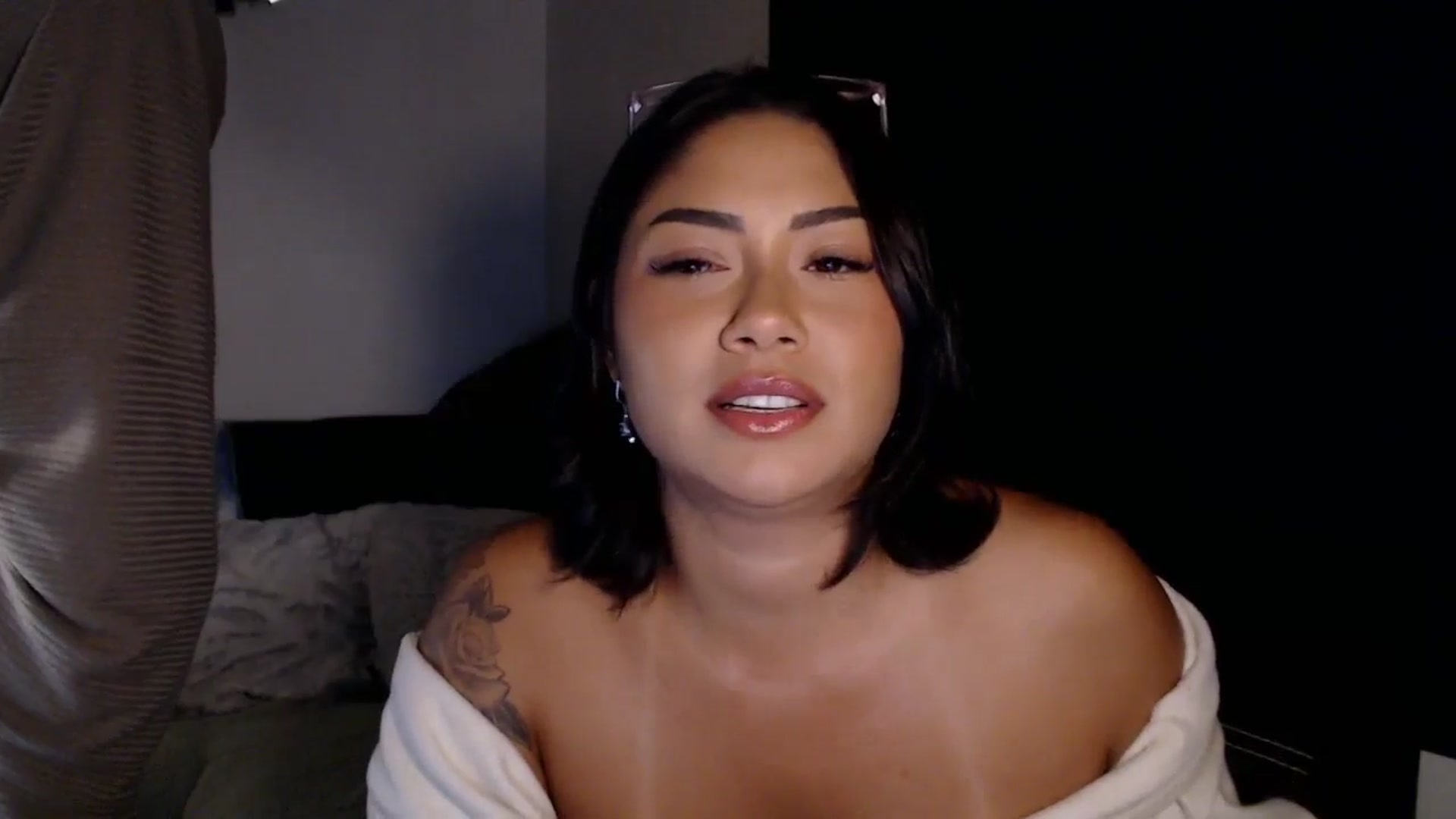 YourGoddessLu video thumbnail
