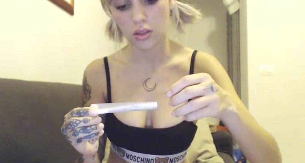 PetiteMarie video thumbnail