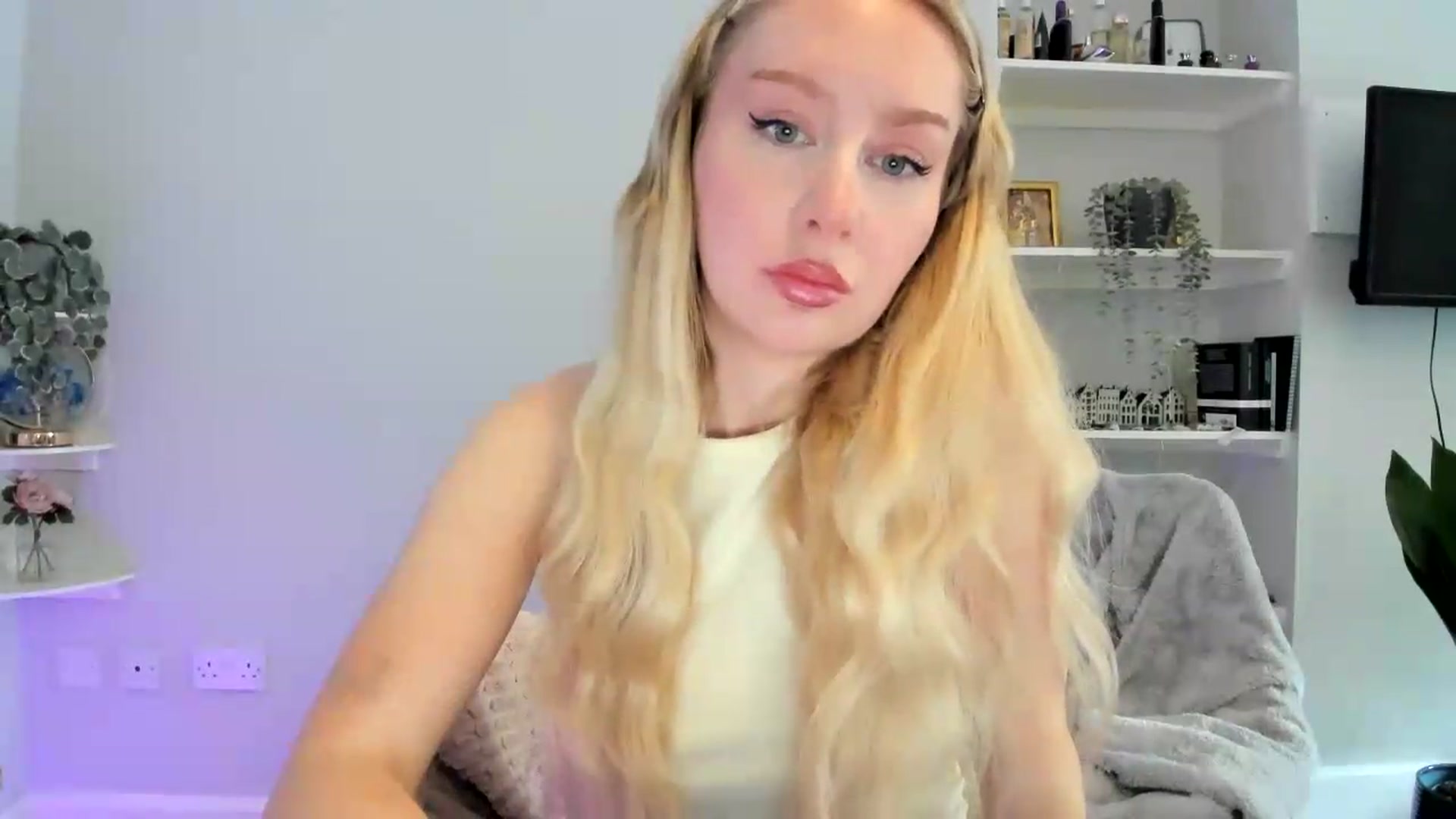 British_Cutie video thumbnail