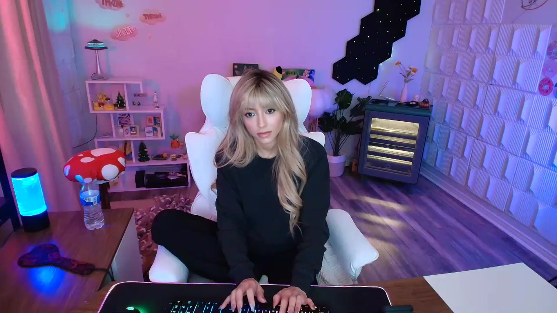 kaydolll video thumbnail