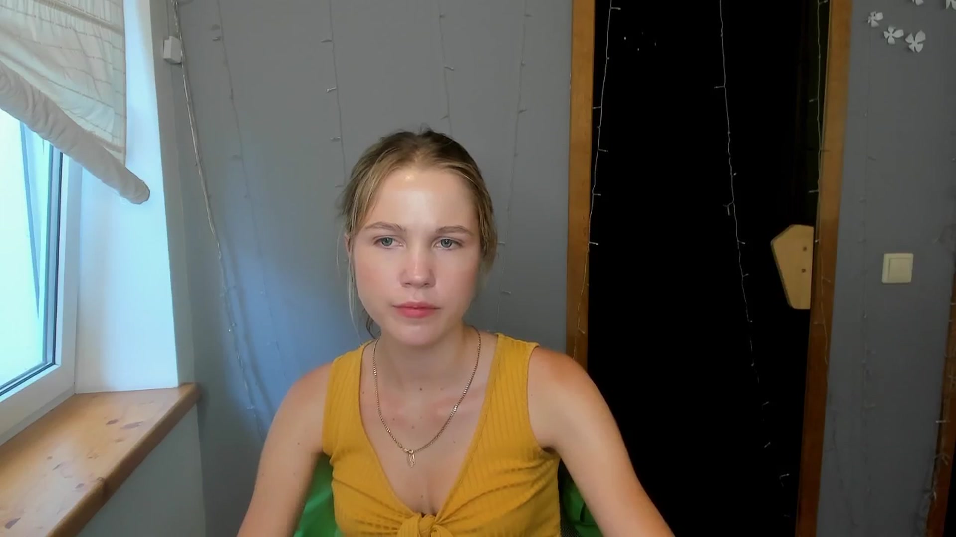 Kate_Lewiss video thumbnail