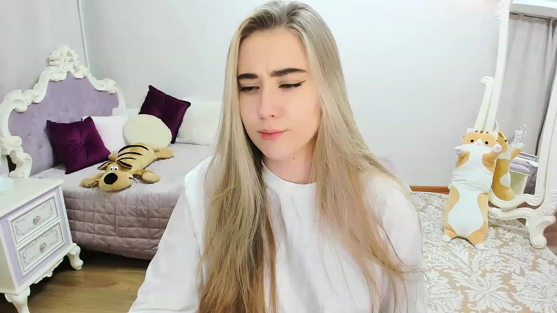 Auroraa__ video thumbnail