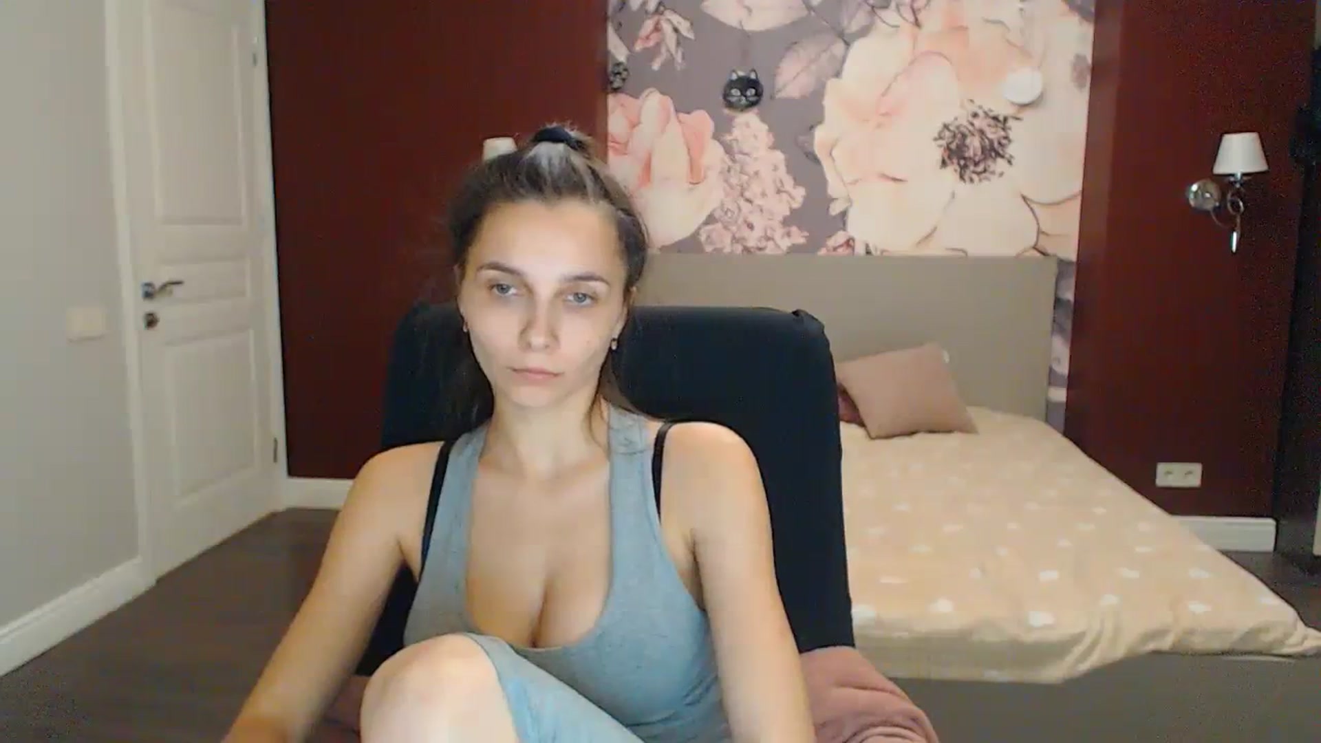 Karina_Mils video thumbnail