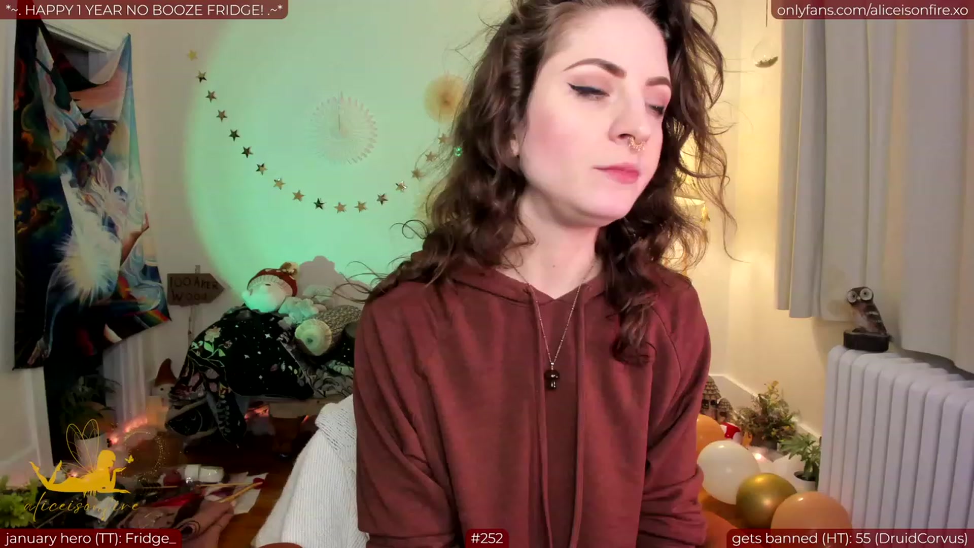 See AliceIsOnFire's MFC- Hottest Cam Content