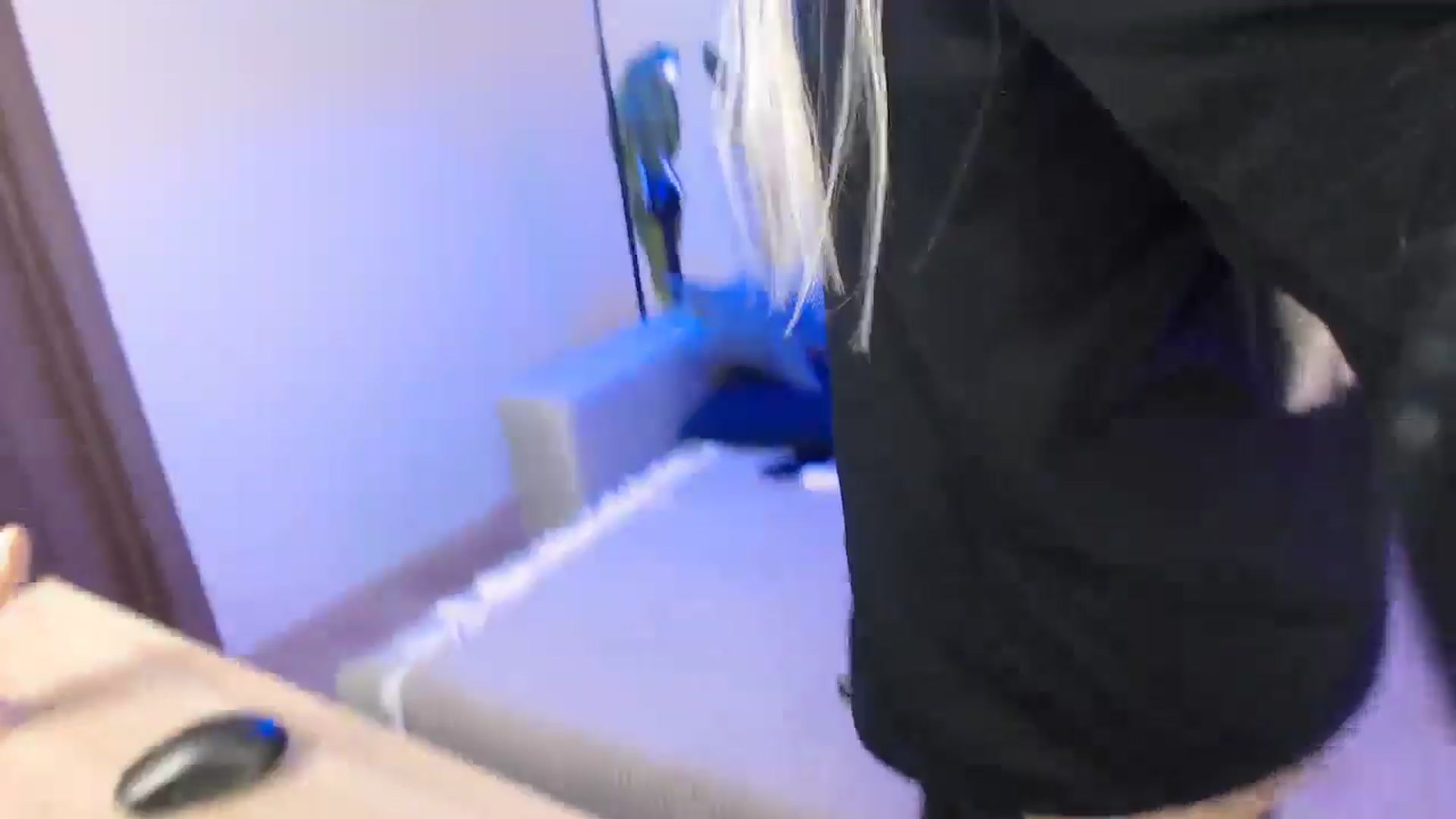Horny_Blond video thumbnail