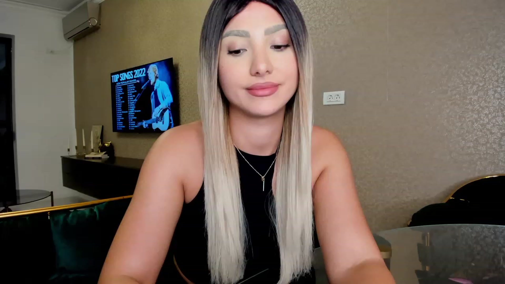 HONEY_A video thumbnail