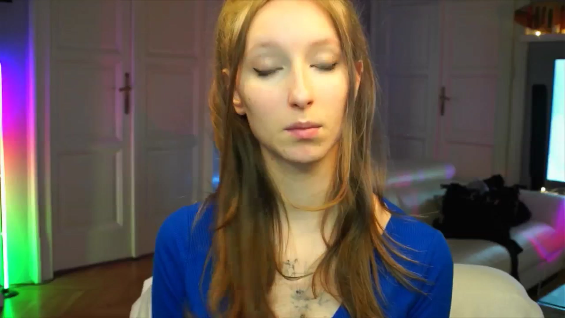 Kira9 video thumbnail