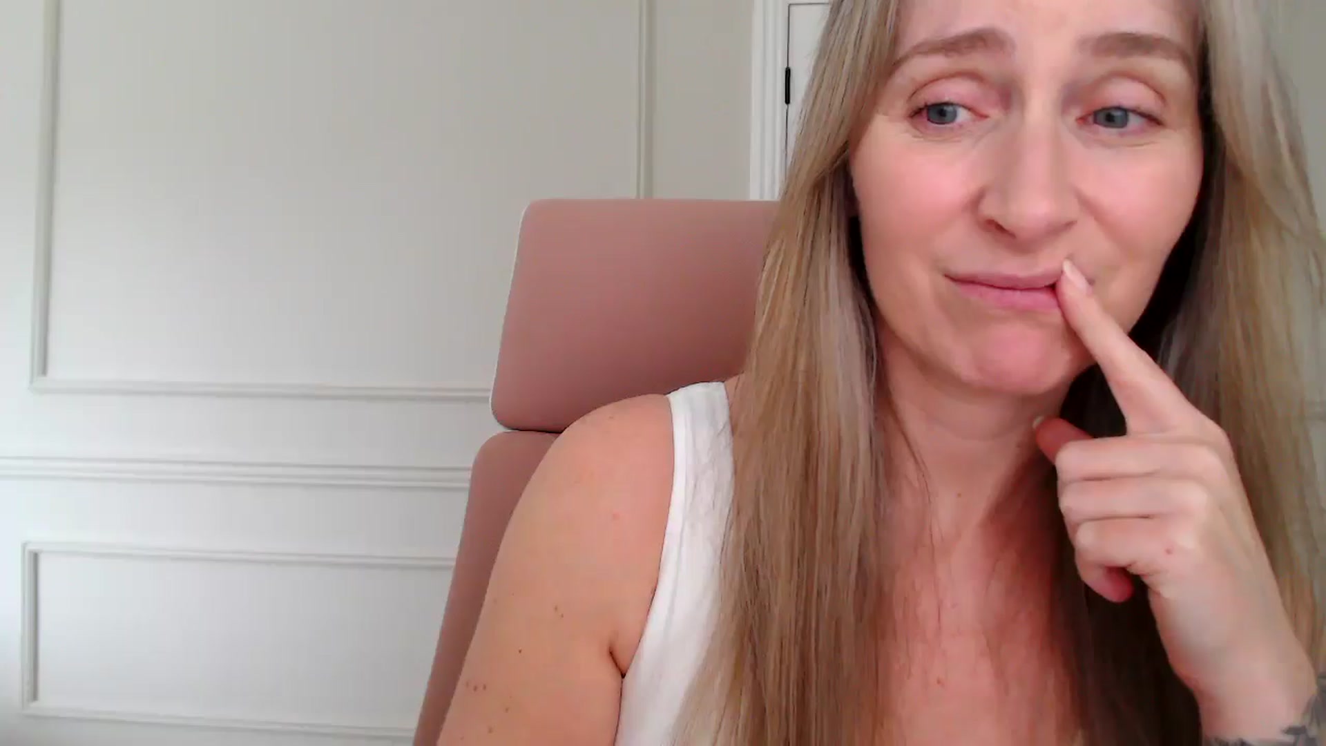 Boob_Jiggler video thumbnail