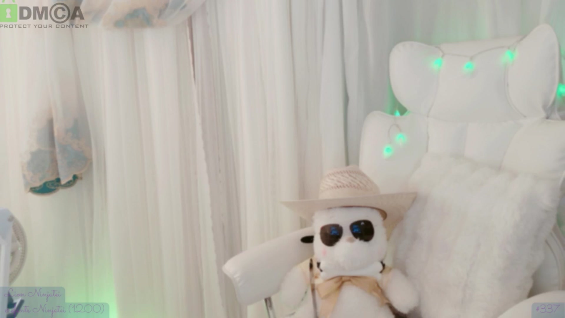 meowtheworld video thumbnail