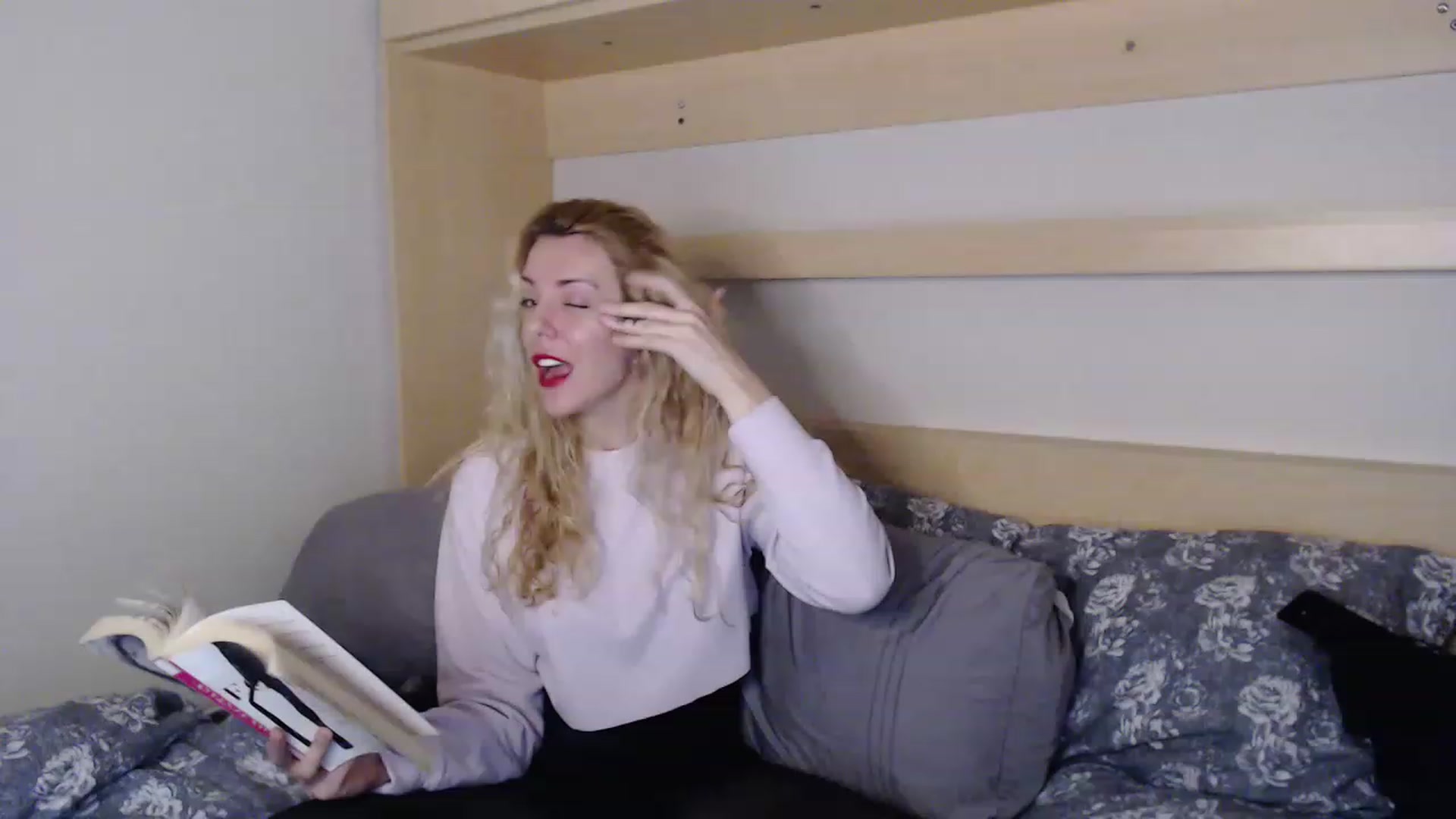 xMissBliss video thumbnail
