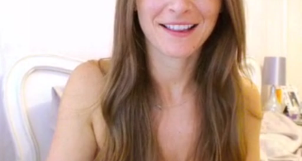 Sarah_Louise_ video thumbnail