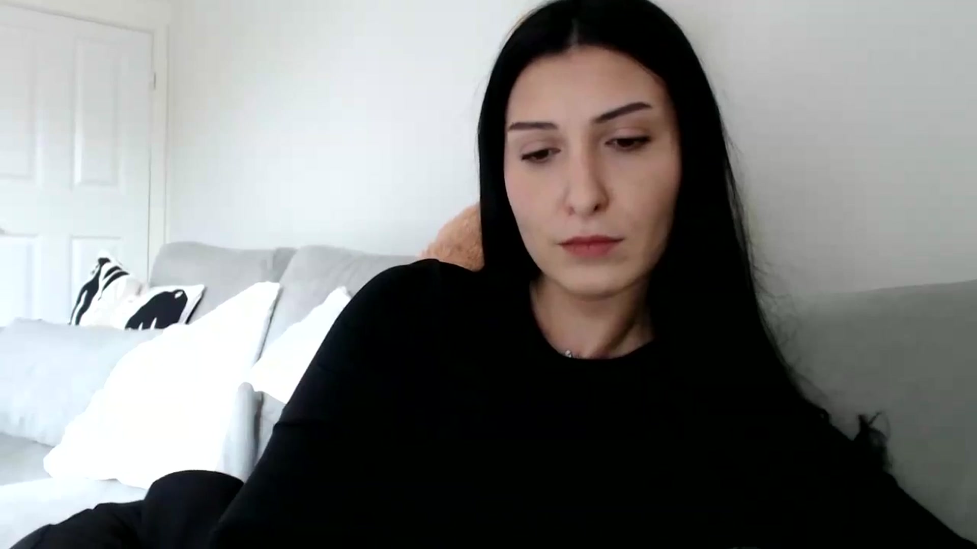 Yara_77 video thumbnail