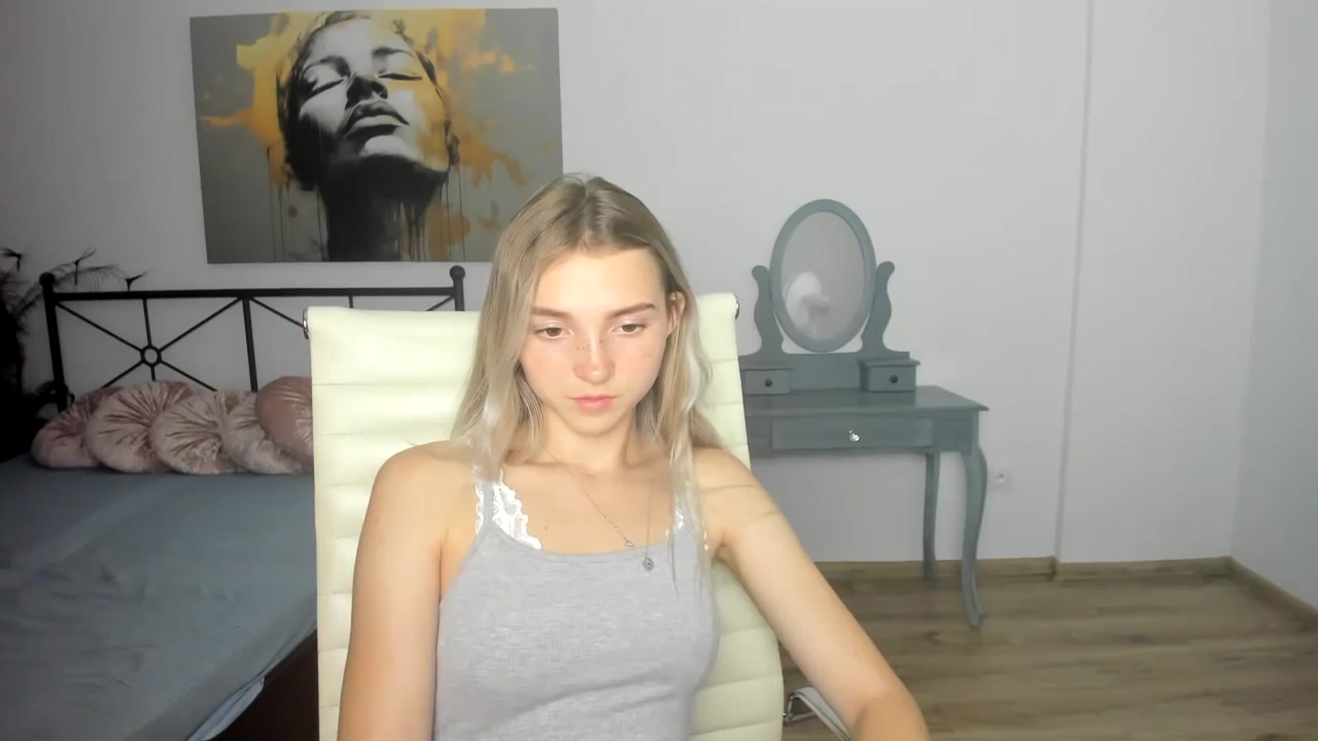 Daisyy video thumbnail