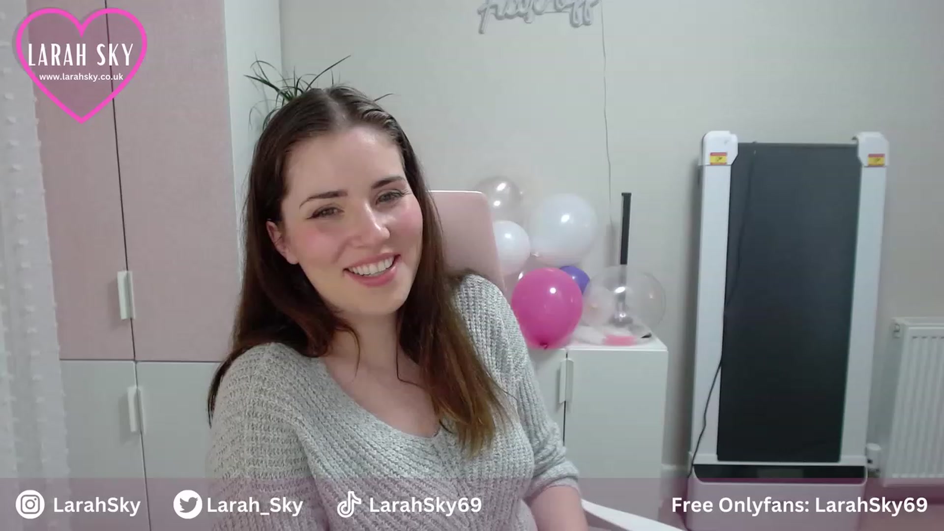 Larah_Sky video thumbnail